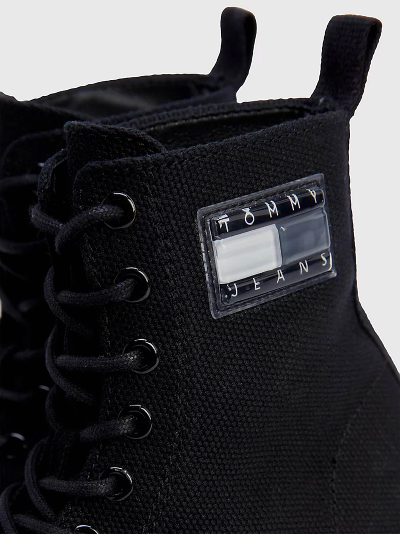 Ботинки Tommy Hilfiger CHUNKY CLEAT CANVAS ANKLE модель EN0EN02216-BDS Фото