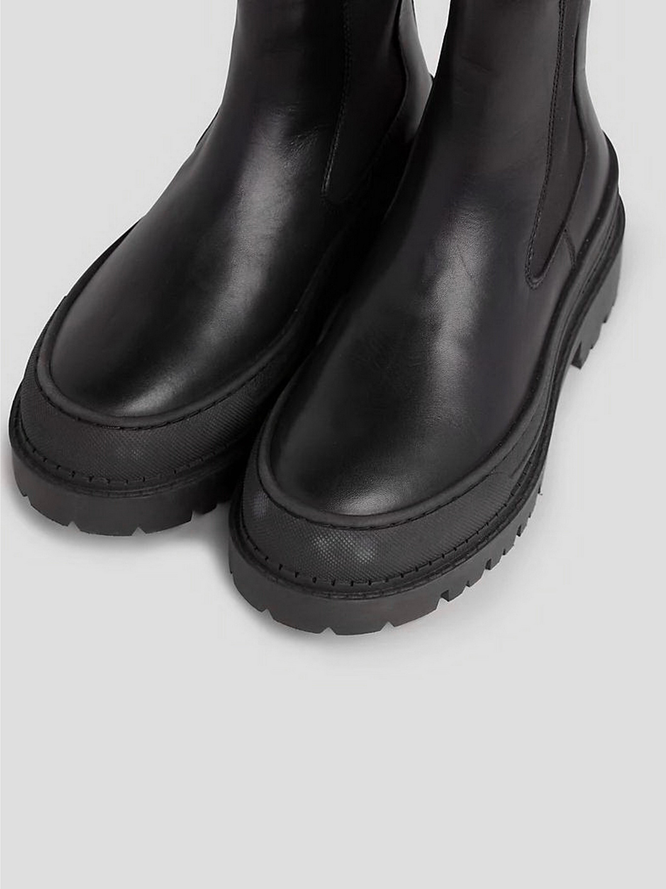 Челси Tommy Hilfiger 
Tjw Chelsea Foxing Boot модель EN0EN02289-BDS Фото