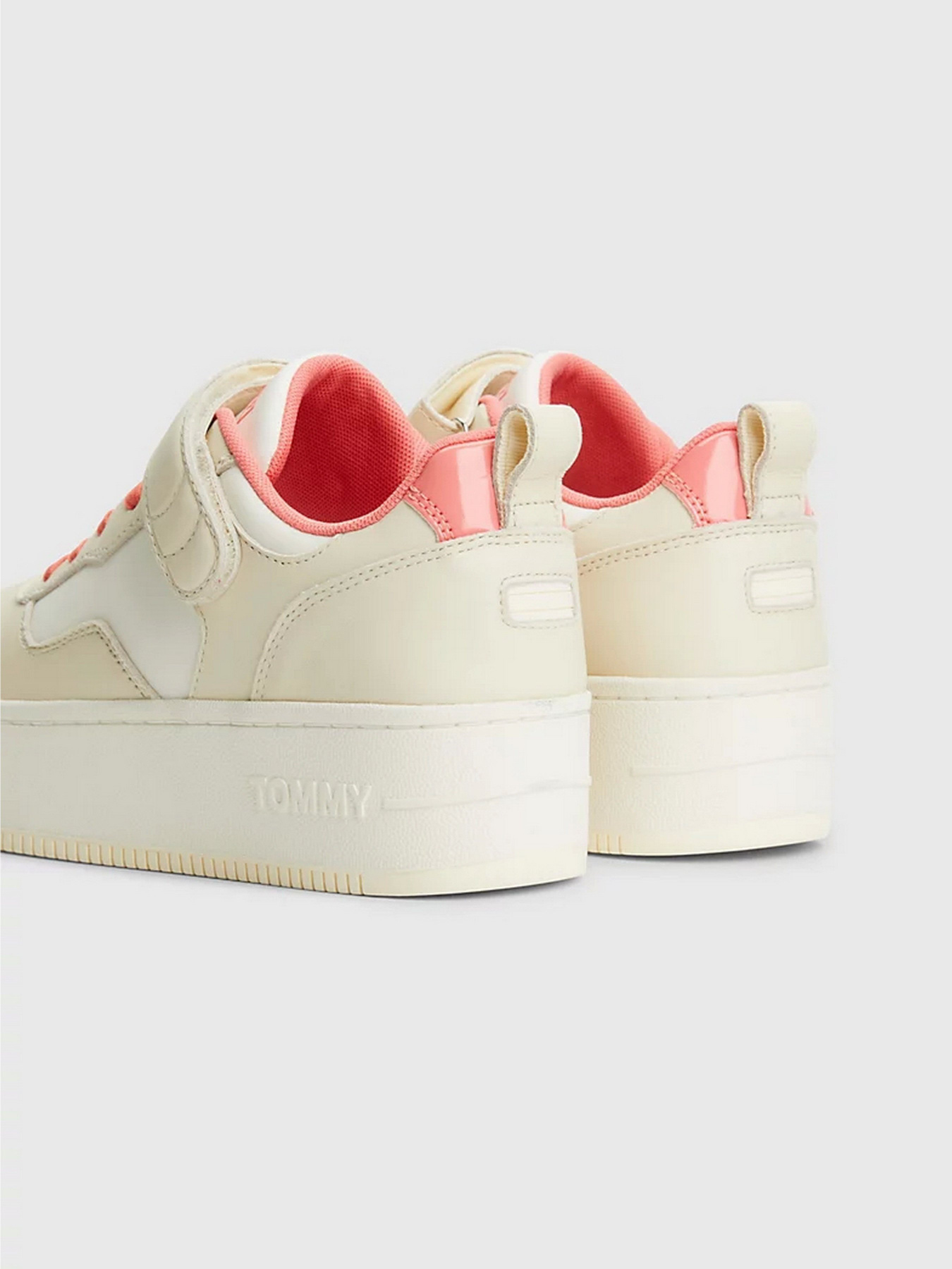 Кросівки повсякденні Tommy Hilfiger HOOK AND LOOP FLATFORM модель EN0EN02210-ZQE Фото