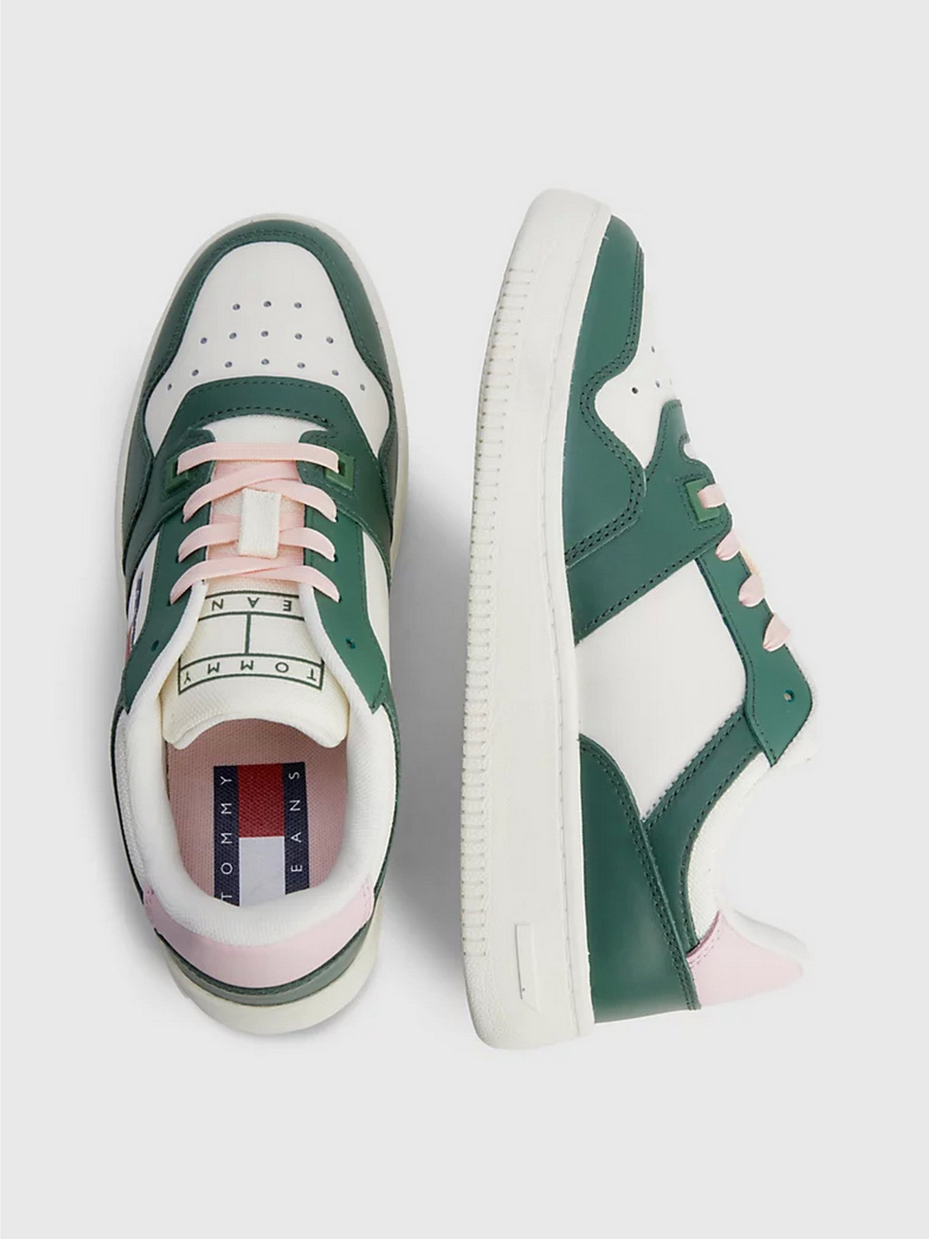 Кроссовки Tommy Hilfiger RETRO BASKETBALL TRAINERS модель EN0EN02204-MBG Фото