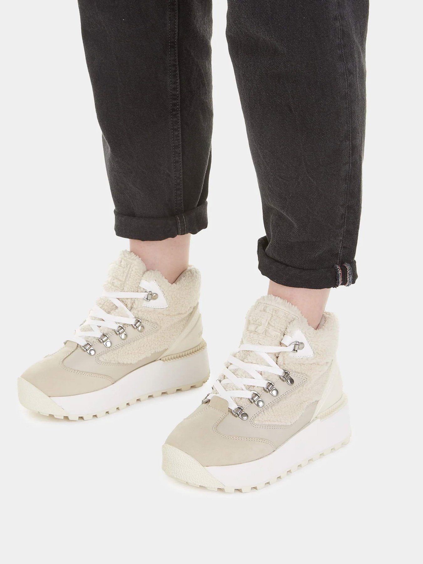 Черевики Tommy Hilfiger Tjw Warm Hybrid Boot модель EN0EN02312-AEV Фото