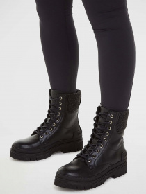 Черевики Tommy Hilfiger Feminine Felt Lace Up Bootie модель FW0FW07500-BDS Фото