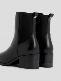 Бoтильоны Tommy Hilfiger Essential Chelsea Boot модель FW0FW07516-BDS Фото