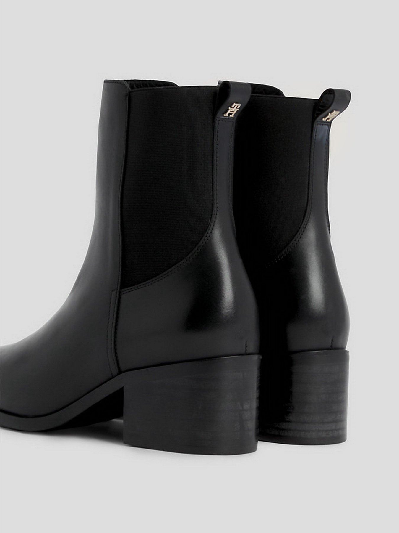 Ботильйони Tommy Hilfiger Essential Chelsea Boot модель FW0FW07516-BDS Фото