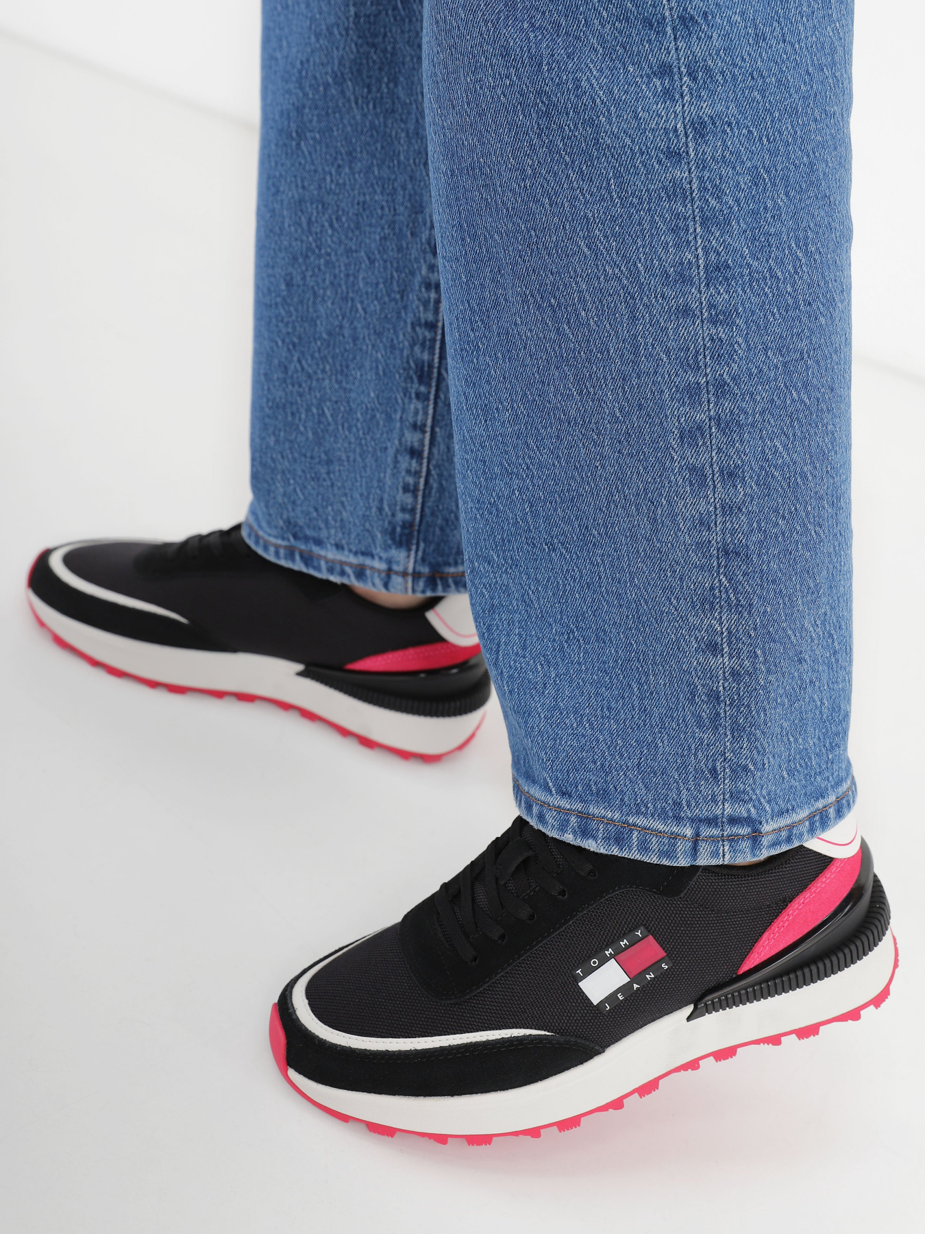 Кросівки повсякденні Tommy Hilfiger модель EN0EN02275-BDS Кросівки повсякденні Tommy Hilfiger модель EN0EN02275-BDS Фото