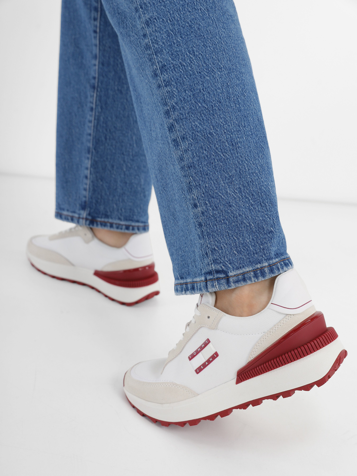 Кросівки повсякденні Tommy Hilfiger модель EN0EN02275-YBL Фото