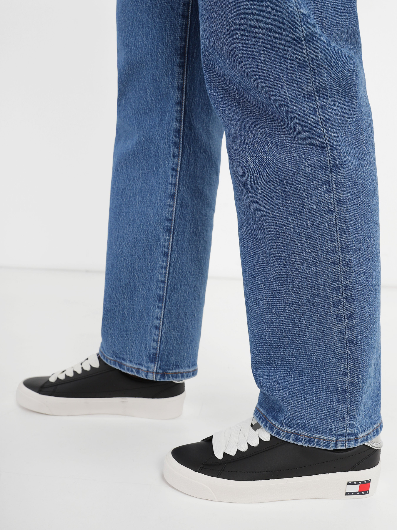 Кеди низькі Tommy Hilfiger METALLIC HEEL PLATFORM модель EN0EN02284-BDS Фото