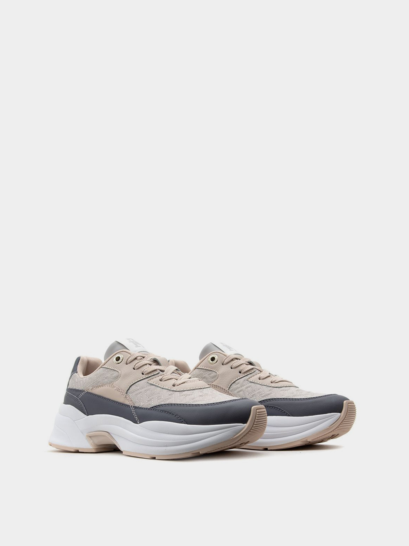 Кроссовки Tommy Hilfiger Monogram Chunky Sole Mid-Top Trainers модель FW0FW07572-PTP Фото