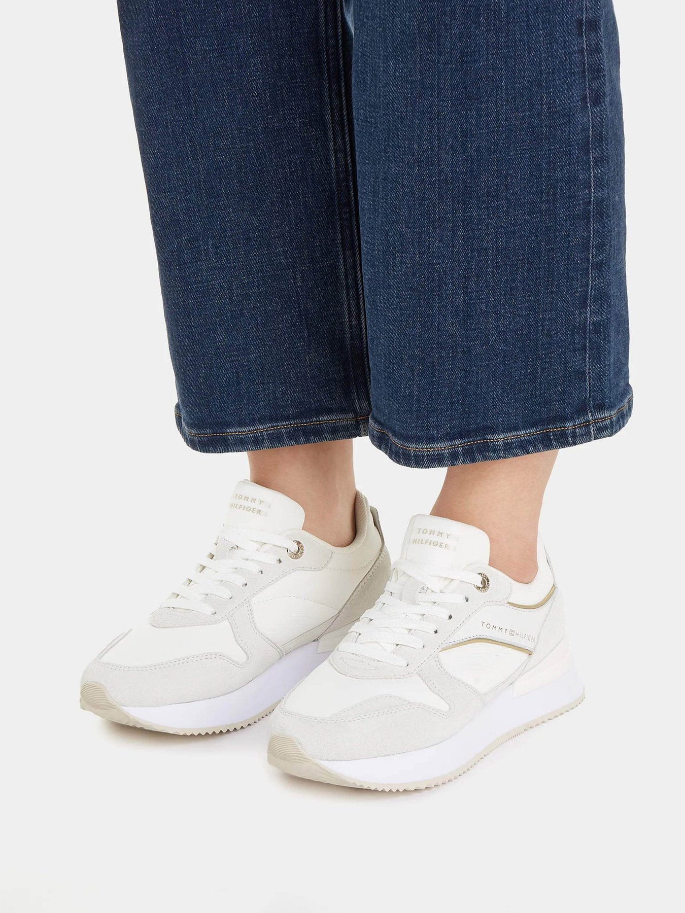 Кросівки повсякденні Tommy Hilfiger Elevated Mid-Top Runner Trainers модель FW0FW07594-YBH Кросівки повсякденні Tommy Hilfiger Elevated Mid-Top Runner Trainers модель FW0FW07594-YBH Фото