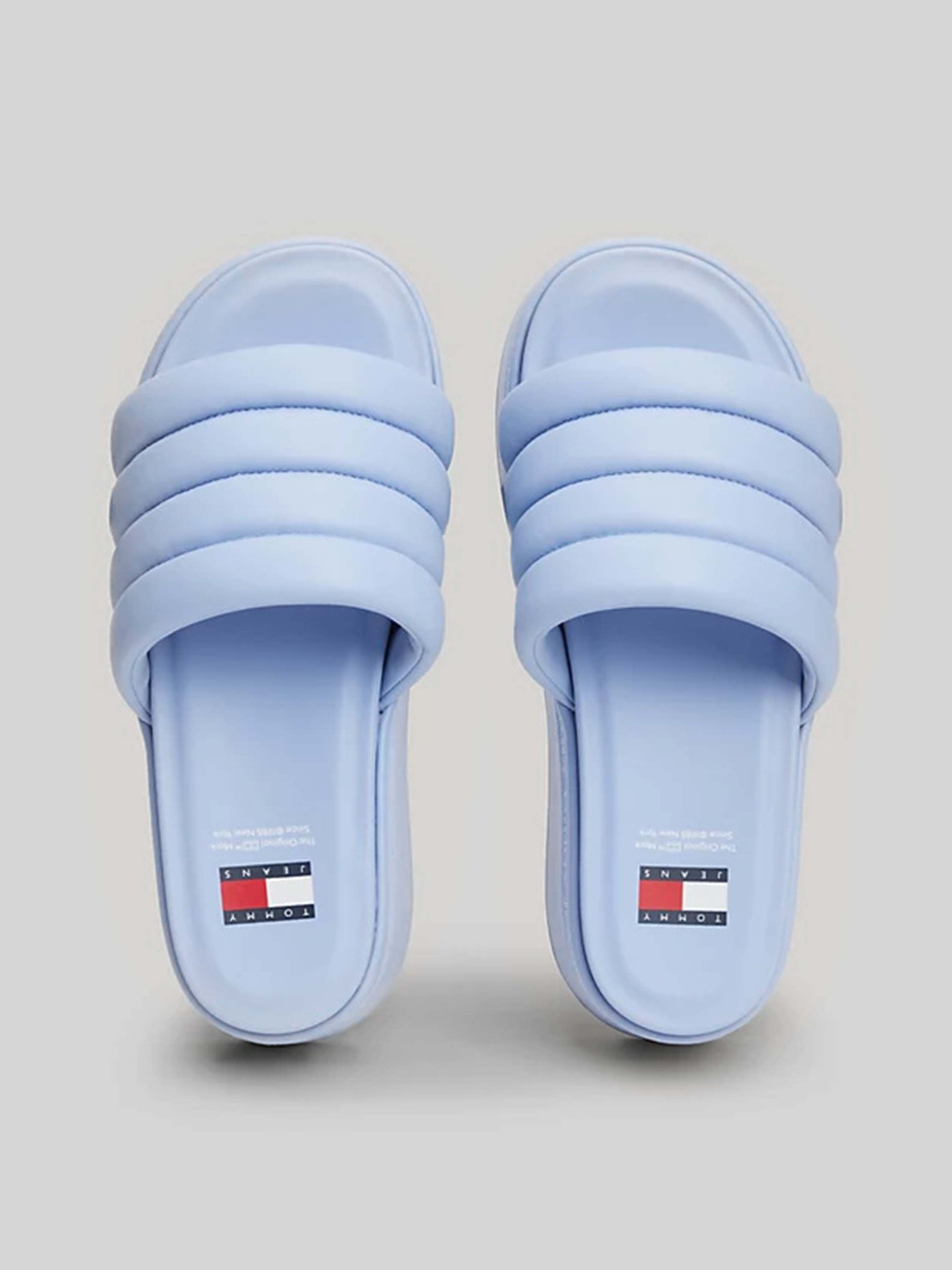 Шлепанцы Tommy Hilfiger модель EN0EN02455-C3S Фото