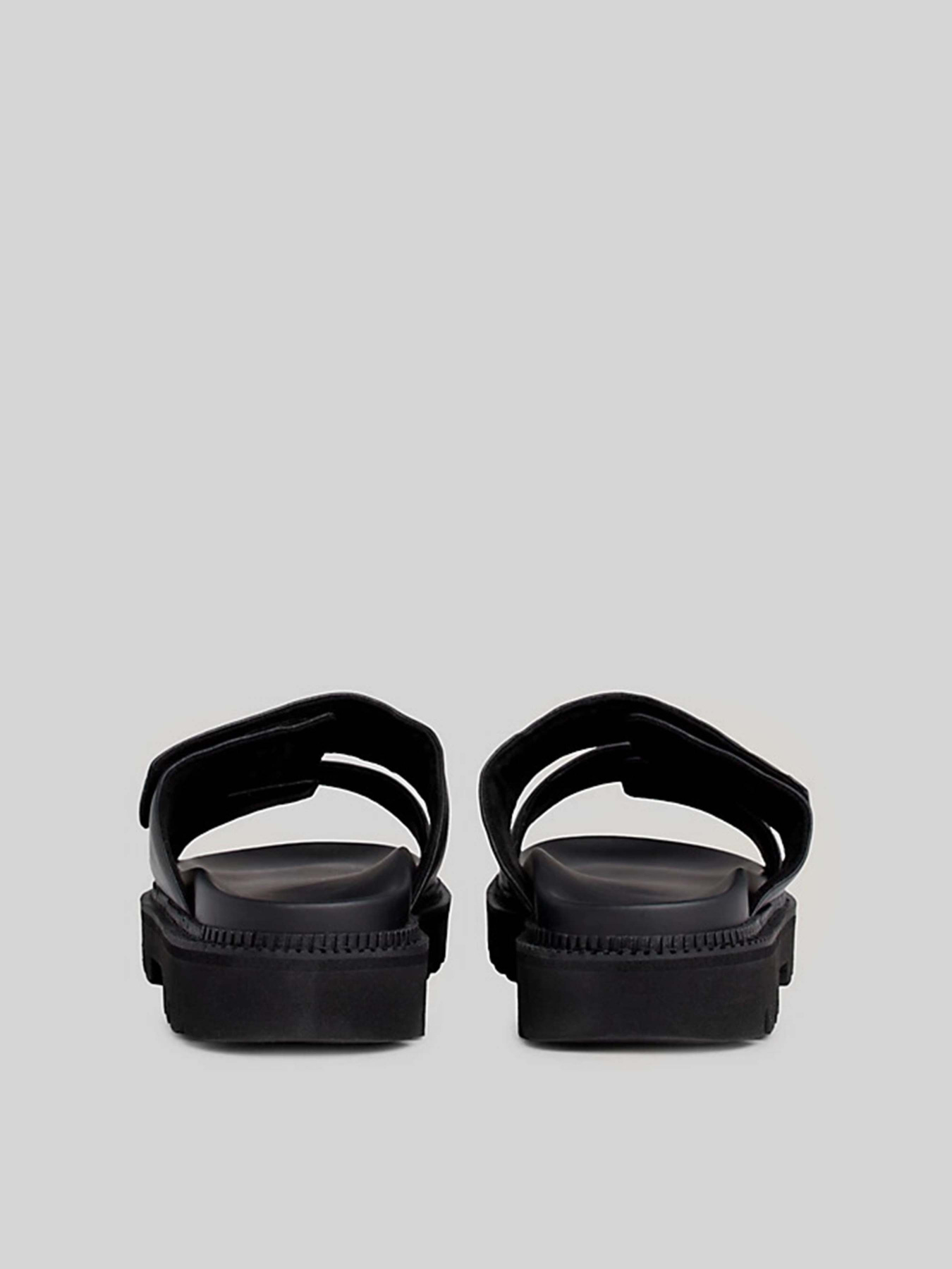 Шлепанцы Tommy Hilfiger модель EN0EN02560-BDS Фото