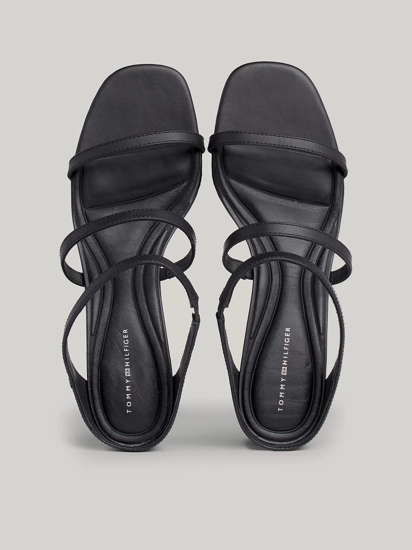 Мюли Tommy Hilfiger модель FW0FW07731-BDS Мюли Tommy Hilfiger модель FW0FW07731-BDS Фото