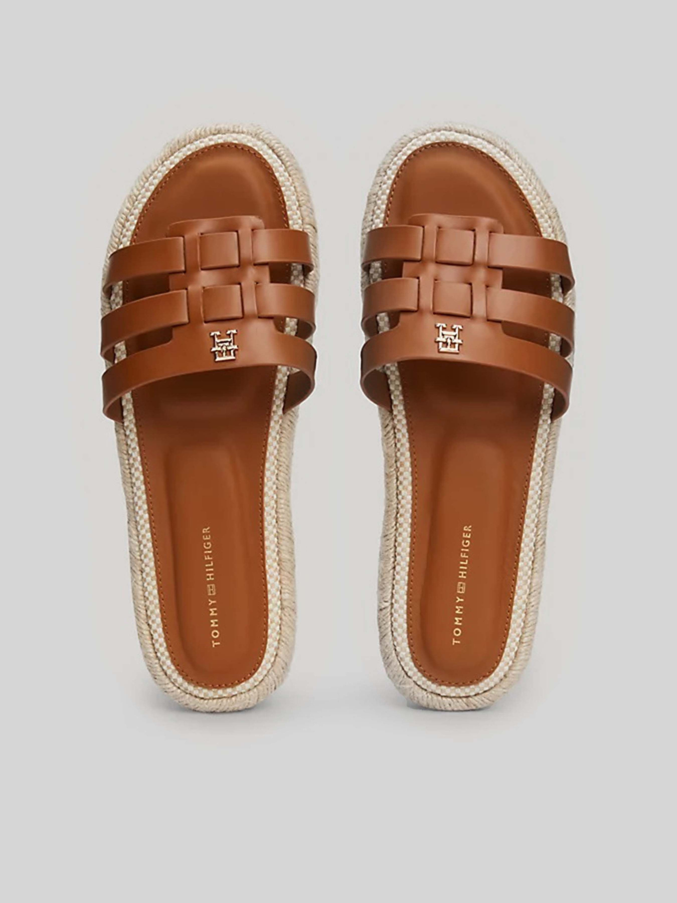 Шлепанцы Tommy Hilfiger модель FW0FW07745-GQS Фото