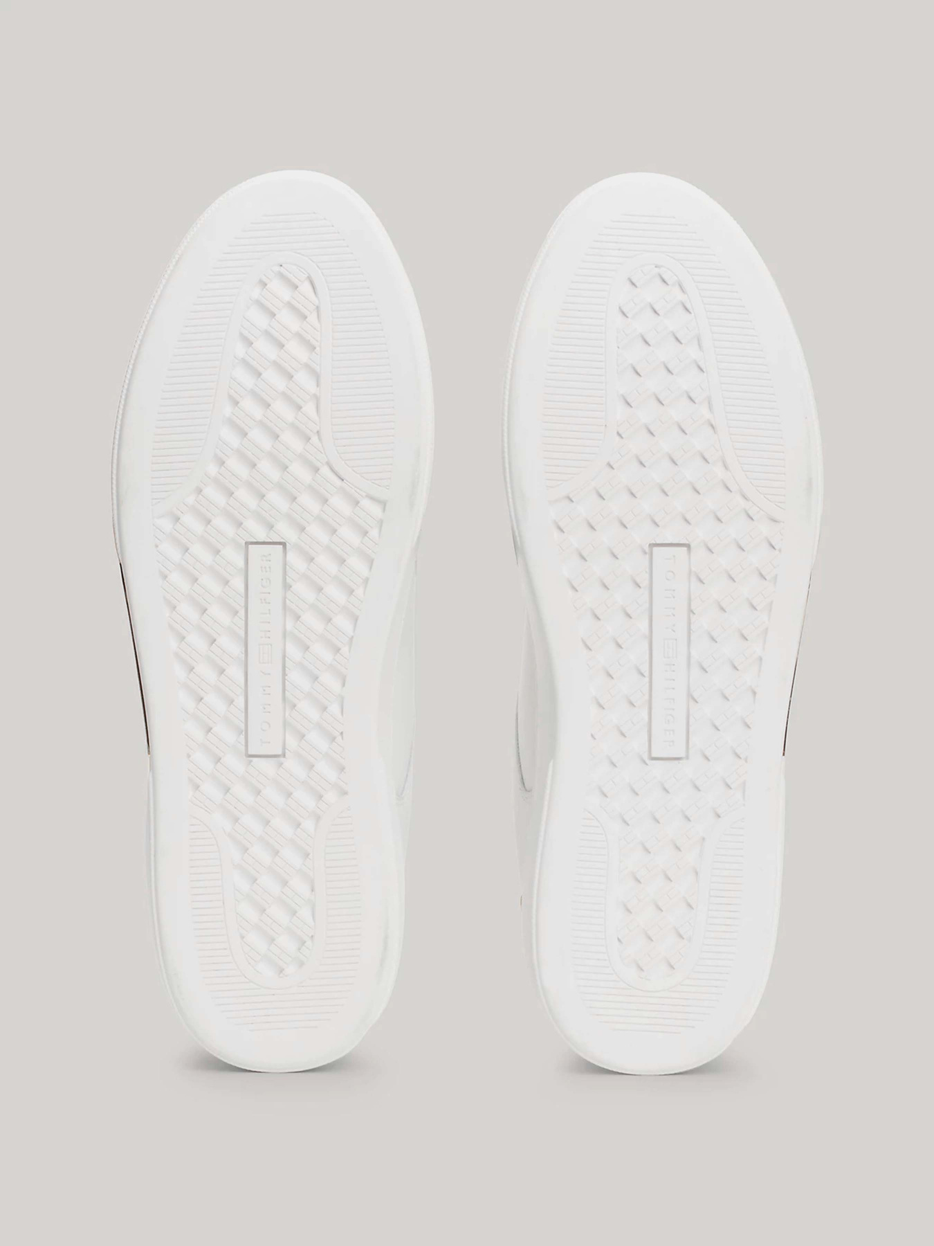 Кроссовки повседневные Tommy Hilfiger модель FW0FW07814-0LA Фото