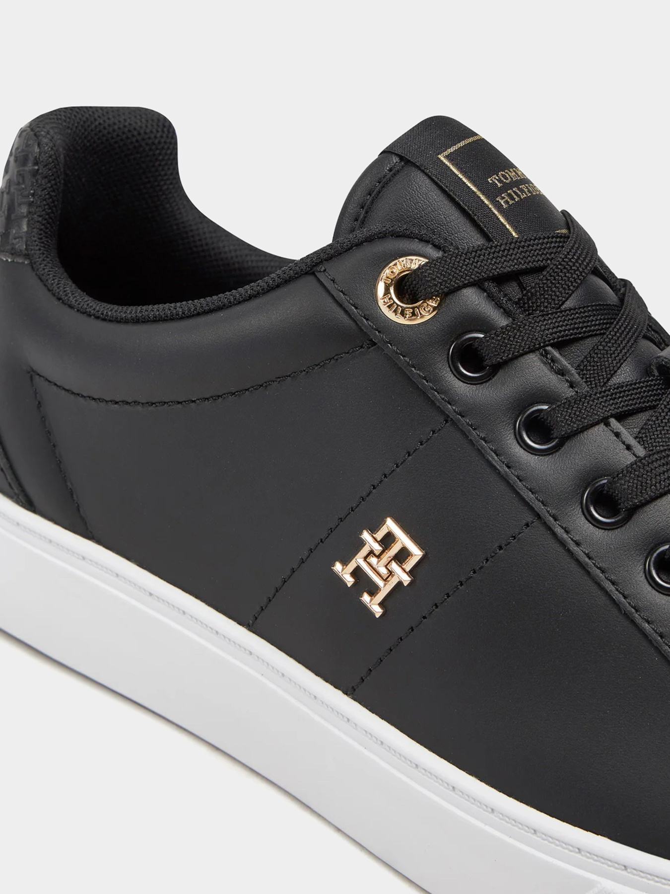 Кеди низькі Tommy Hilfiger модель FW0FW07999-BDS Фото