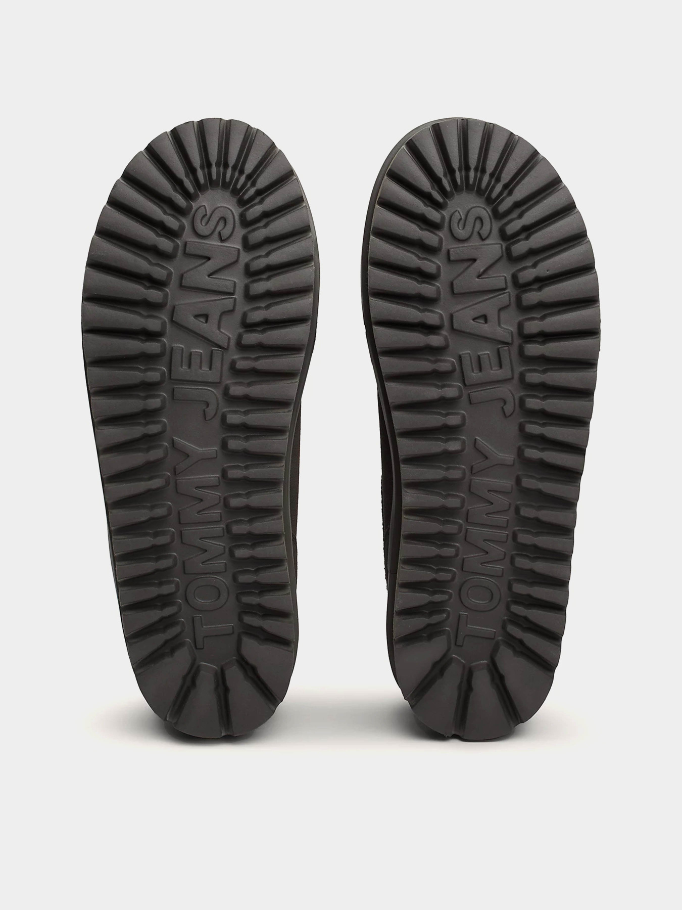 Ботинки Tommy Hilfiger модель EN0EN02599-PL0 Фото