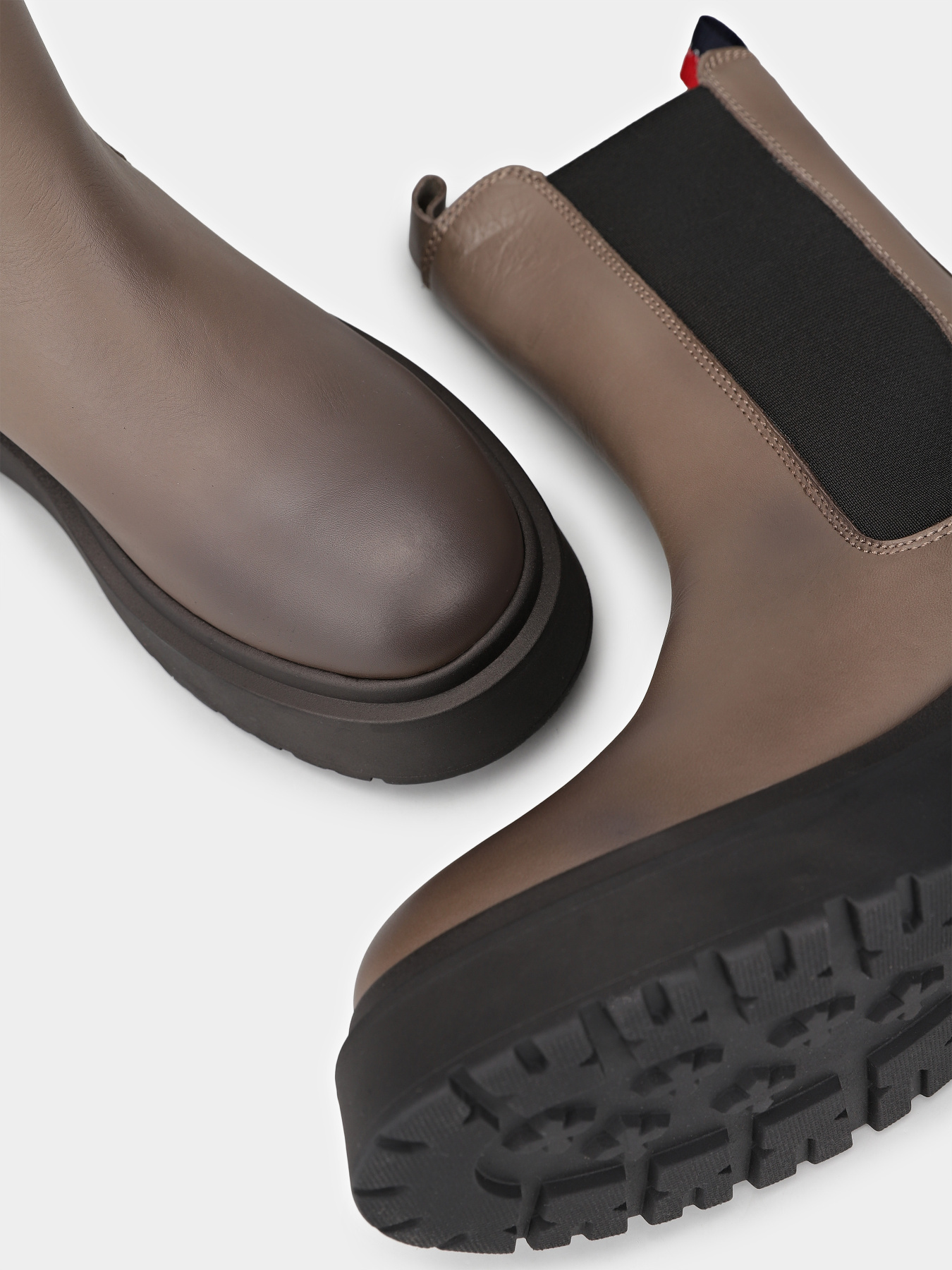 Челси Tommy Hilfiger модель EN0EN02635-PKC Фото