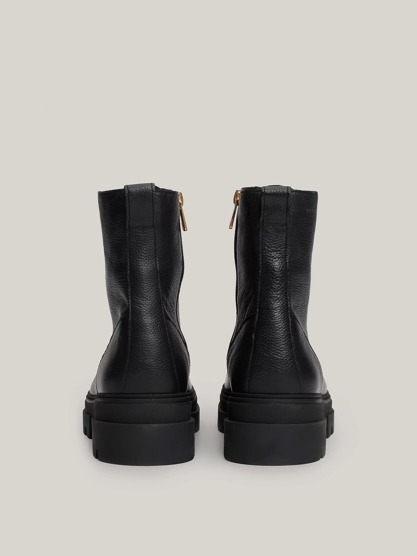 Черевики Tommy Hilfiger модель FW0FW08160-BDS Черевики Tommy Hilfiger модель FW0FW08160-BDS Фото