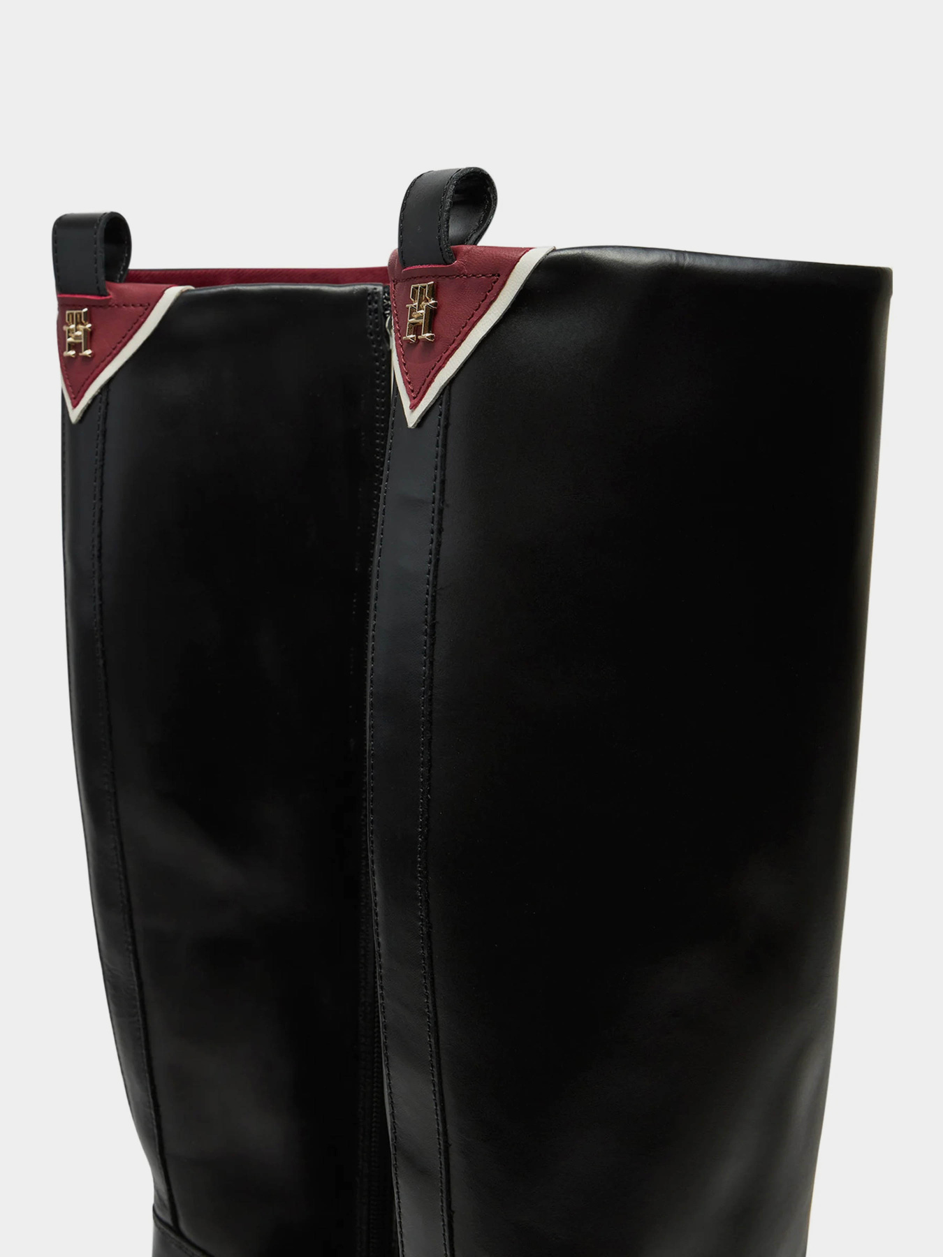 Чоботи Tommy Hilfiger модель FW0FW08180-BDS Чоботи Tommy Hilfiger модель FW0FW08180-BDS Фото