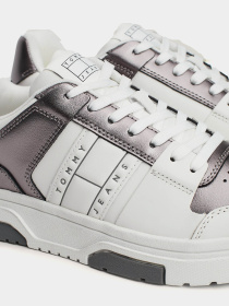 Кеди низькі Tommy Hilfiger модель EN0EN02591-TRH Кеди низькі Tommy Hilfiger модель EN0EN02591-TRH Фото