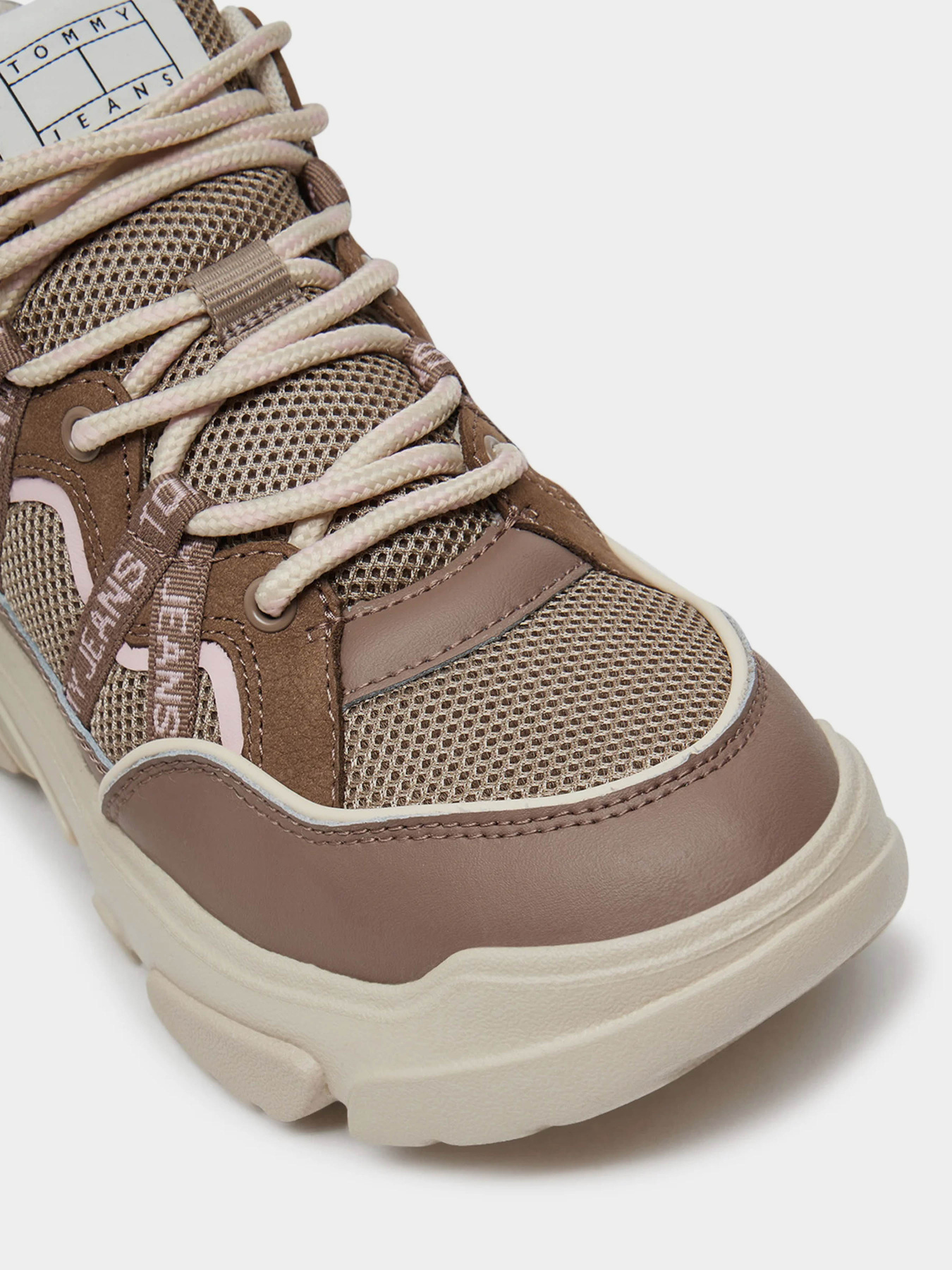 Кросівки повсякденні Tommy Hilfiger модель EN0EN02619-PKO Фото