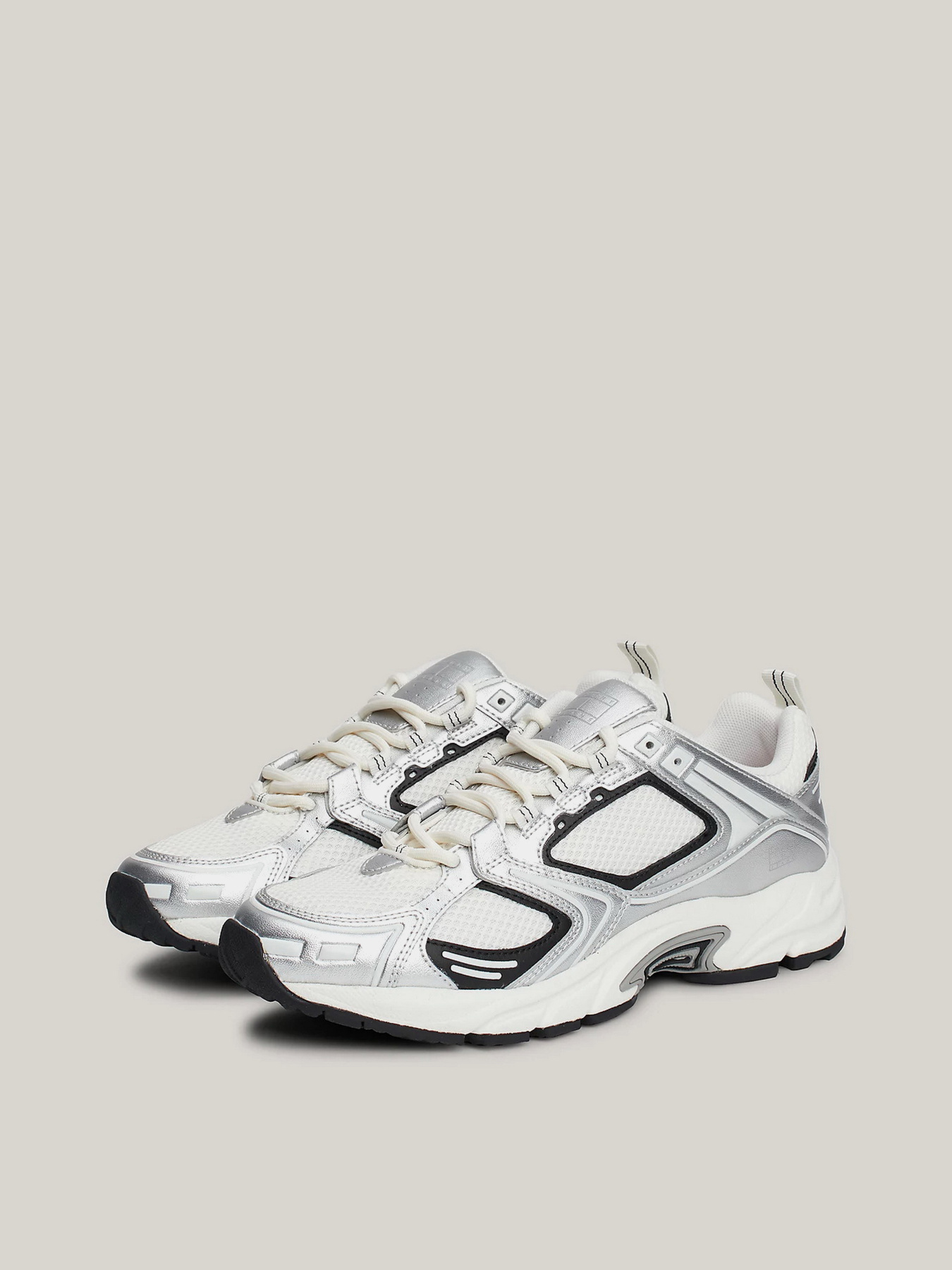 Кроссовки Tommy Hilfiger модель EN0EN02680-PE6 Фото