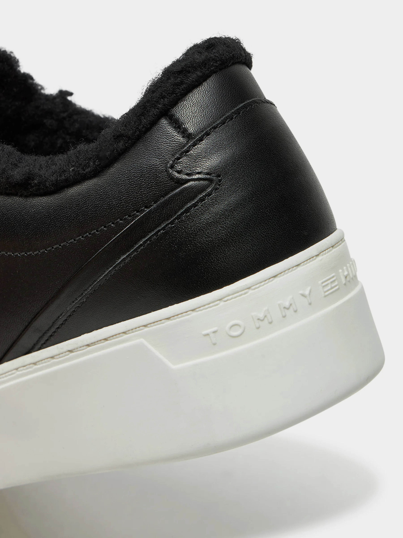 Кеди низькі Tommy Hilfiger модель FW0FW08349-BDS Фото