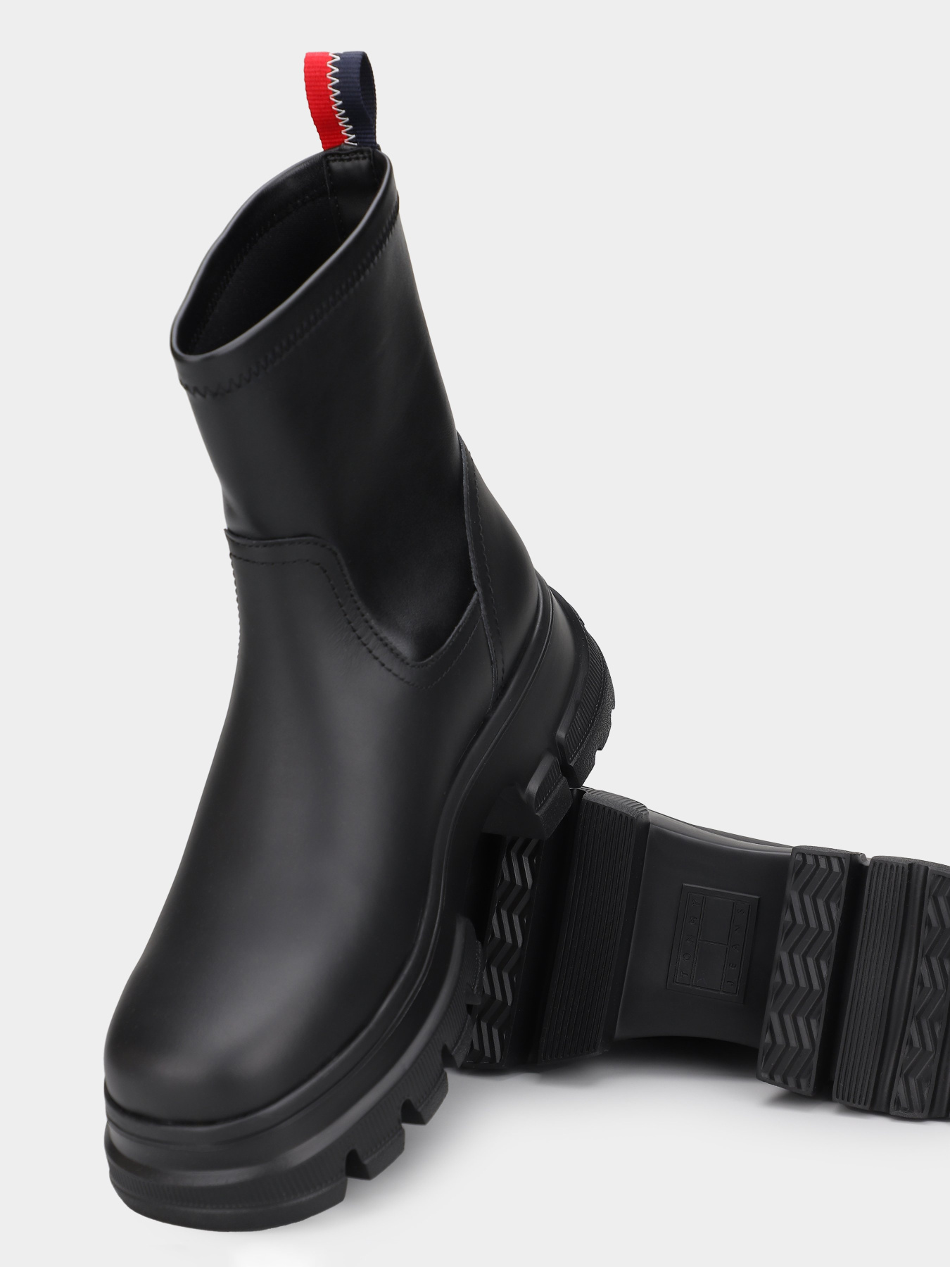 Черевики Tommy Hilfiger модель EN0EN02555-BDS Фото