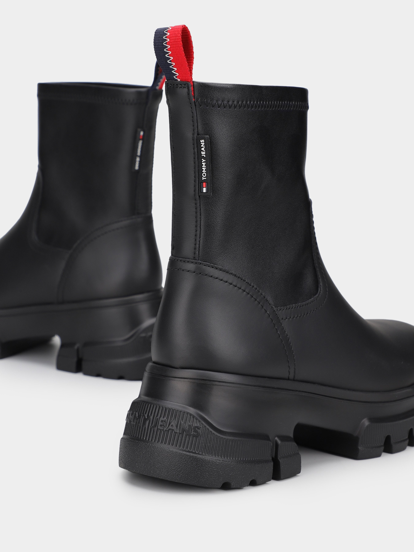 Черевики Tommy Hilfiger модель EN0EN02555-BDS Фото