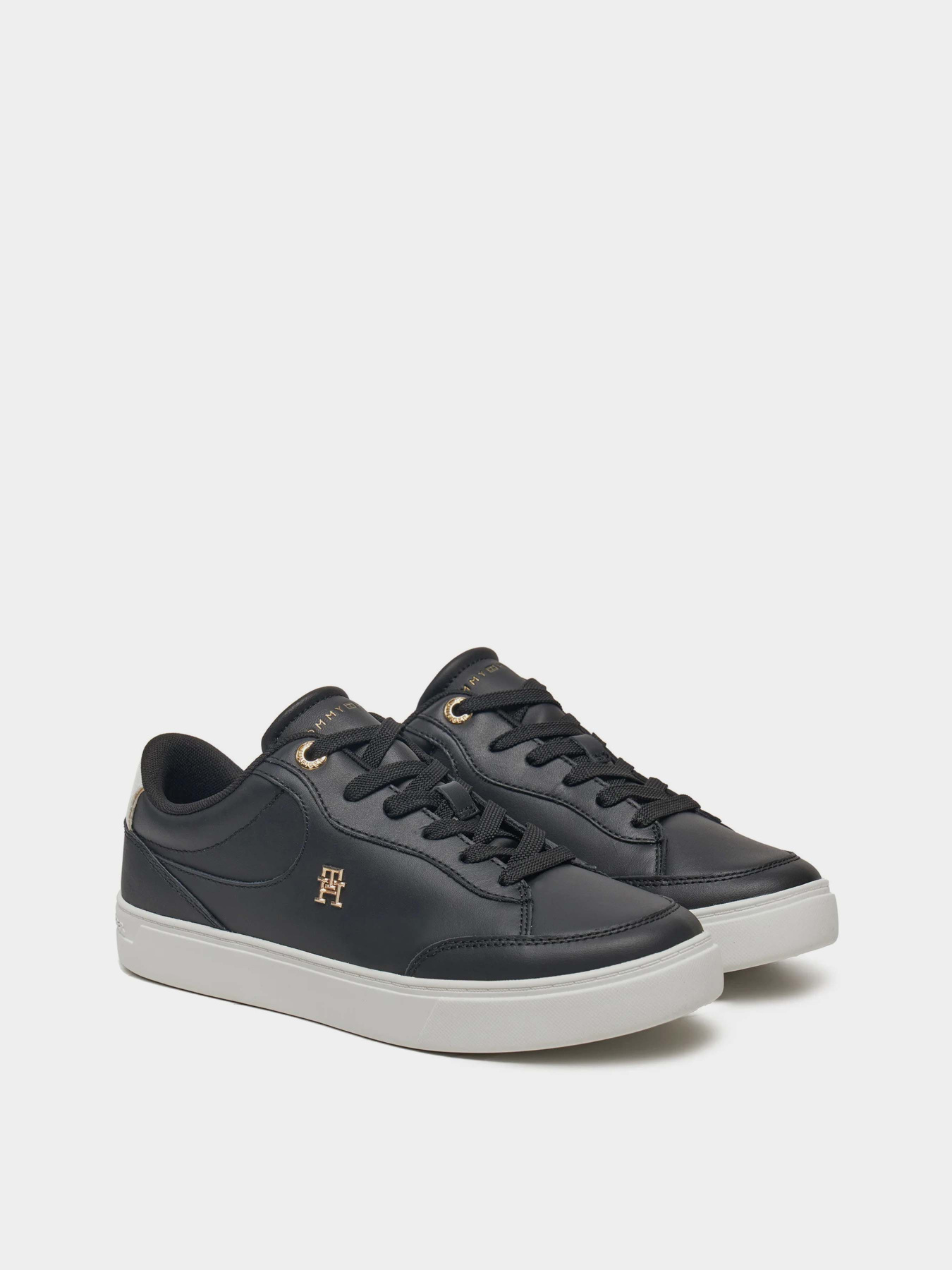 Кеди низькі Tommy Hilfiger модель FW0FW08322-BDS Кеди низькі Tommy Hilfiger модель FW0FW08322-BDS Фото