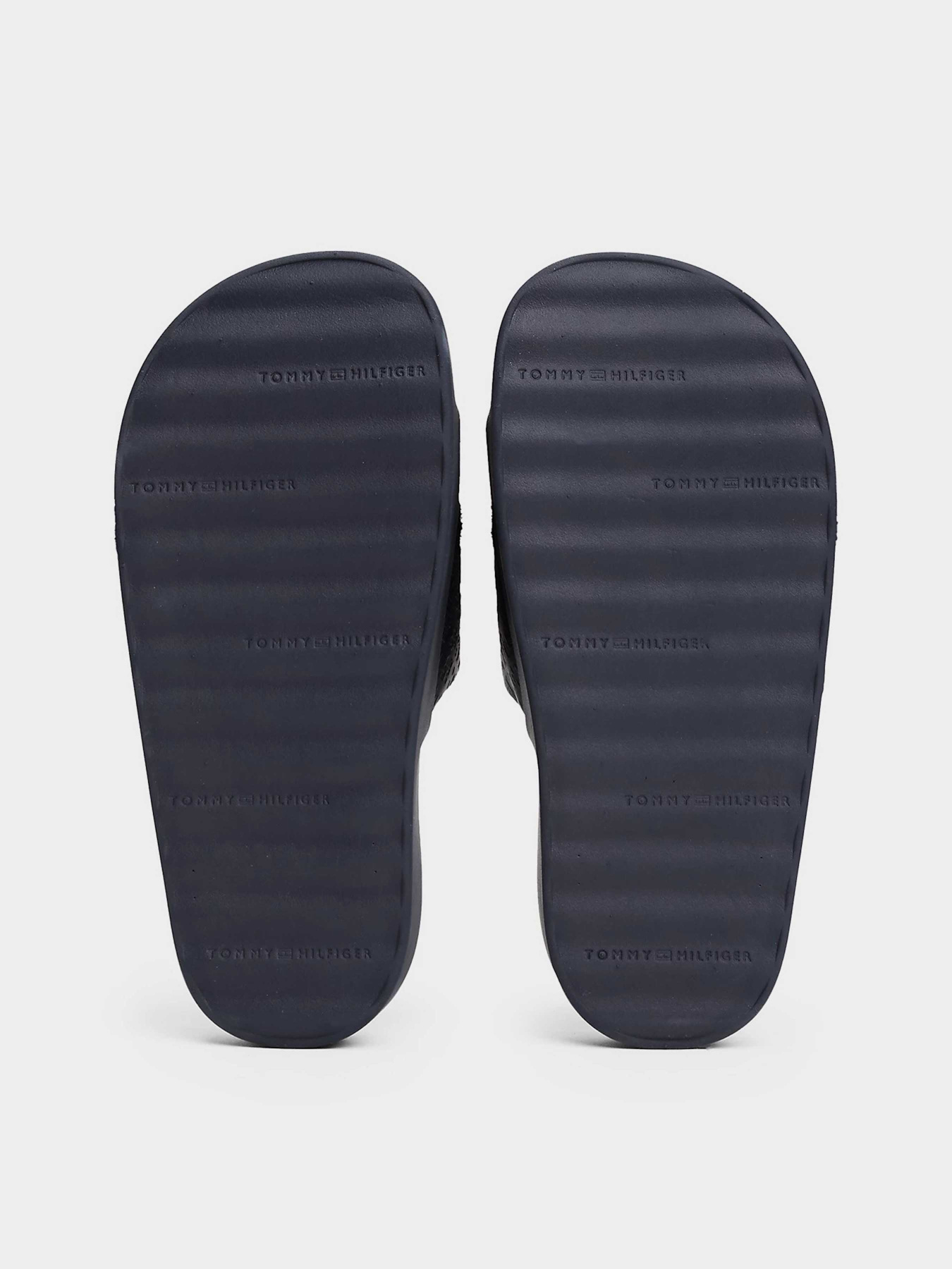 Шлепанцы Tommy Hilfiger модель FW0FW08526-DW6 Фото