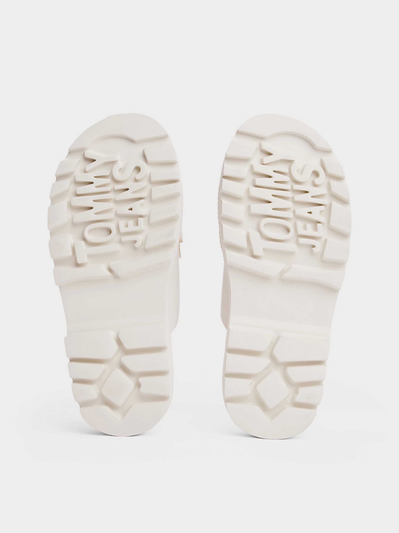 Шльопанці Tommy Hilfiger модель EN0EN02753-YBI Фото