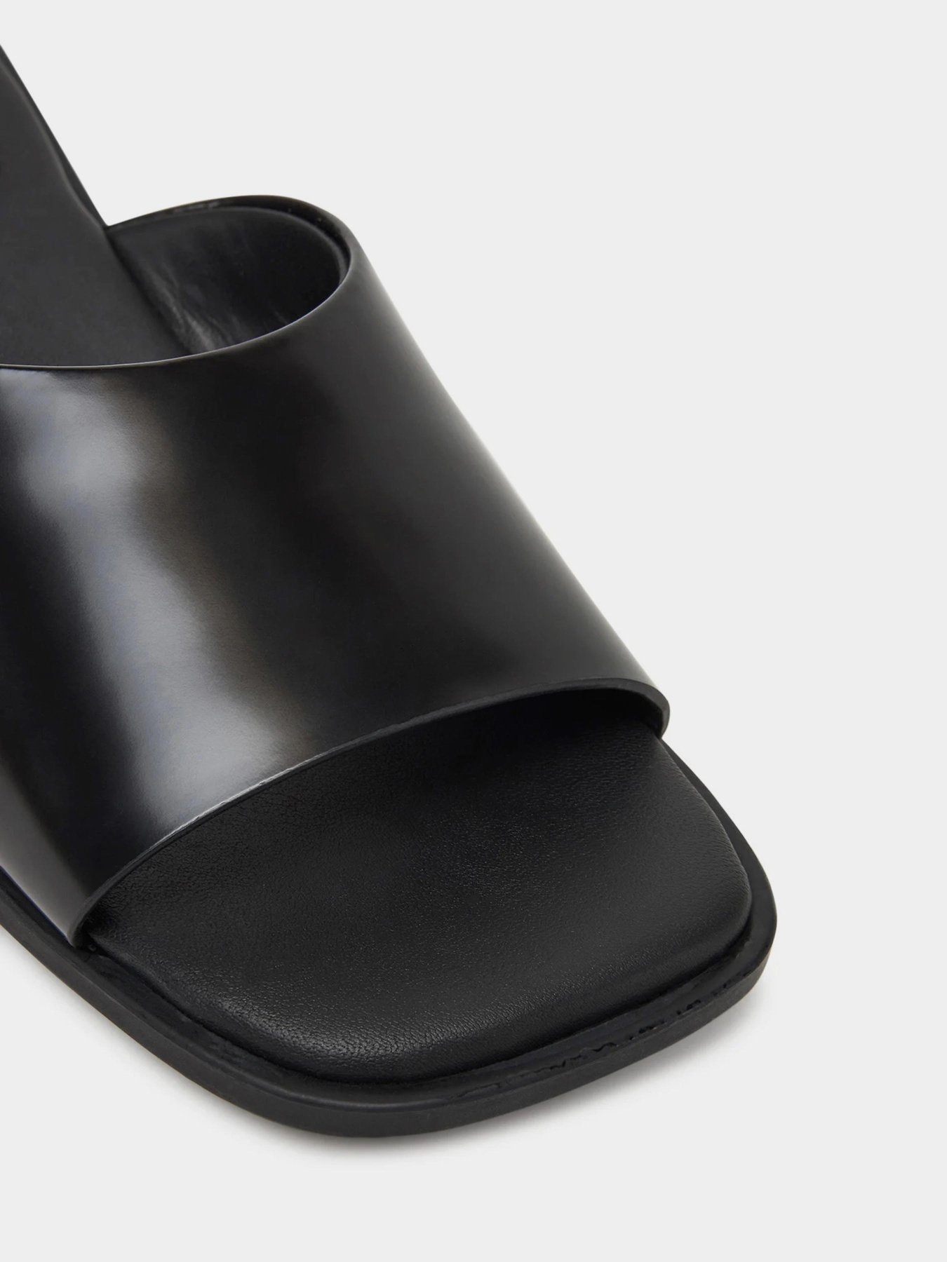 Мюли Tommy Hilfiger модель EN0EN02799-BDS Фото