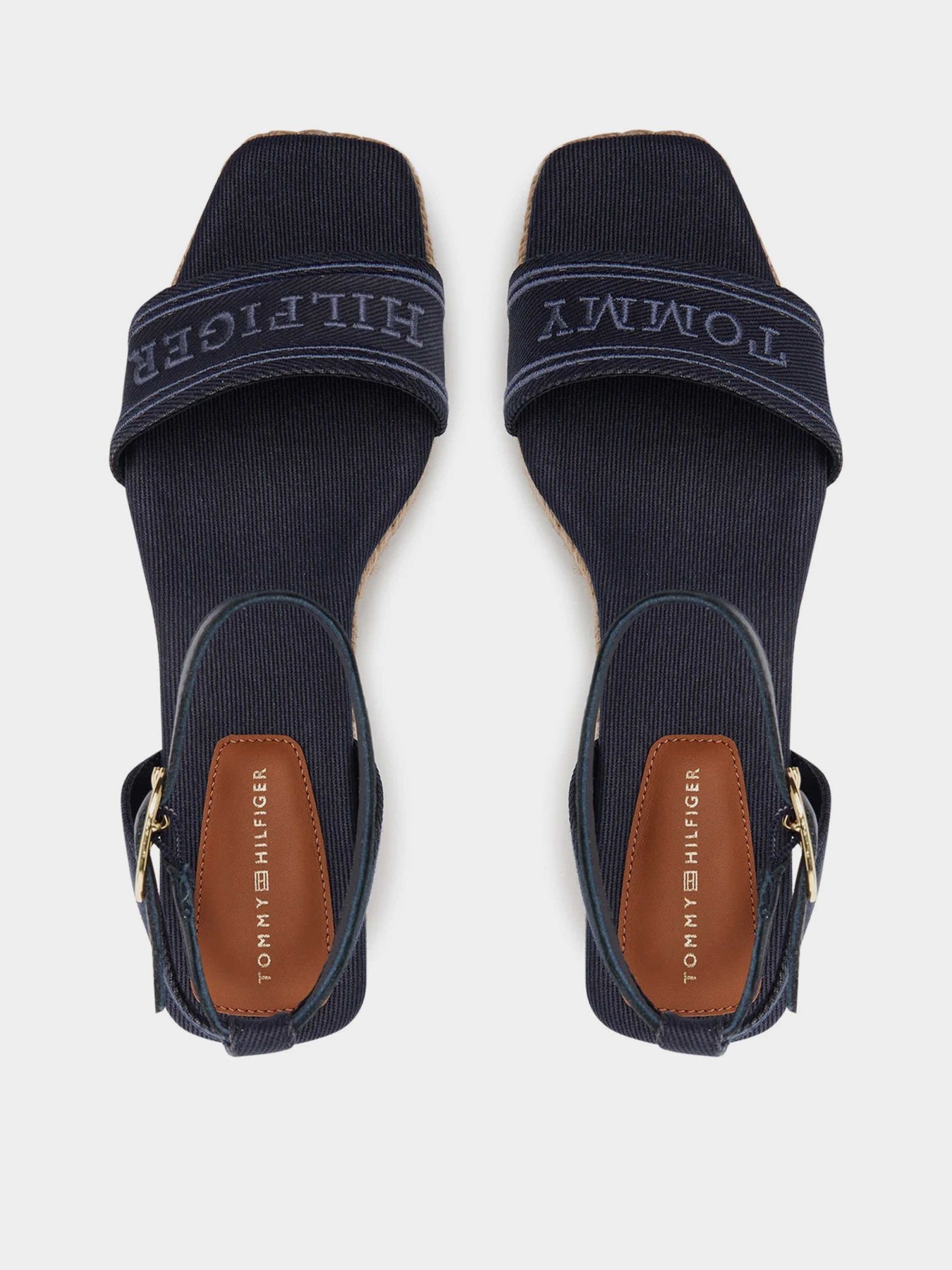 Босоножки Tommy Hilfiger модель FW0FW08805-DW6 Босоножки Tommy Hilfiger модель FW0FW08805-DW6 Фото