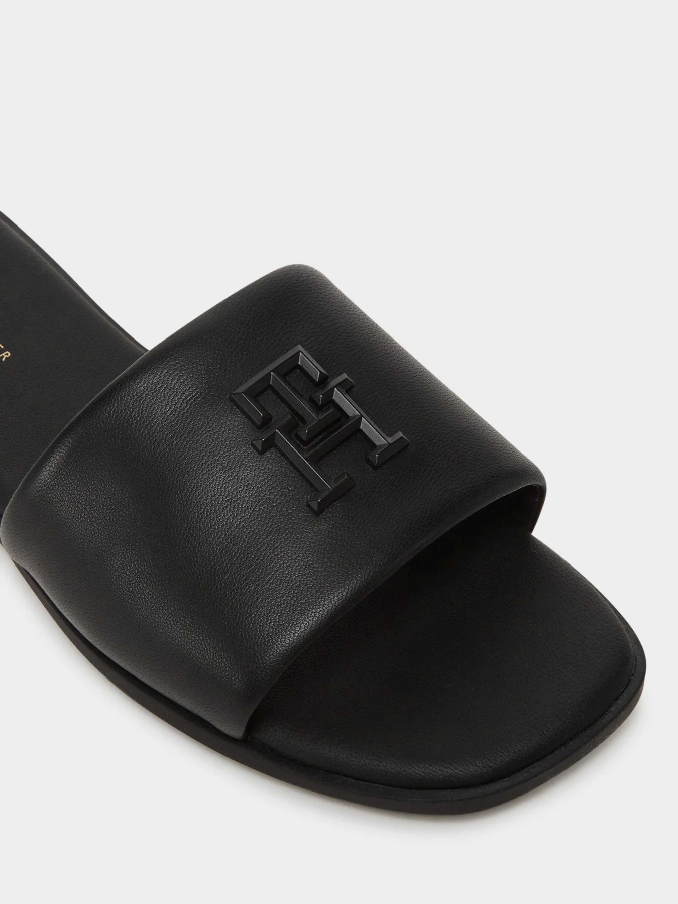 Шльопанці Tommy Hilfiger модель FW0FW08806-BDS Фото