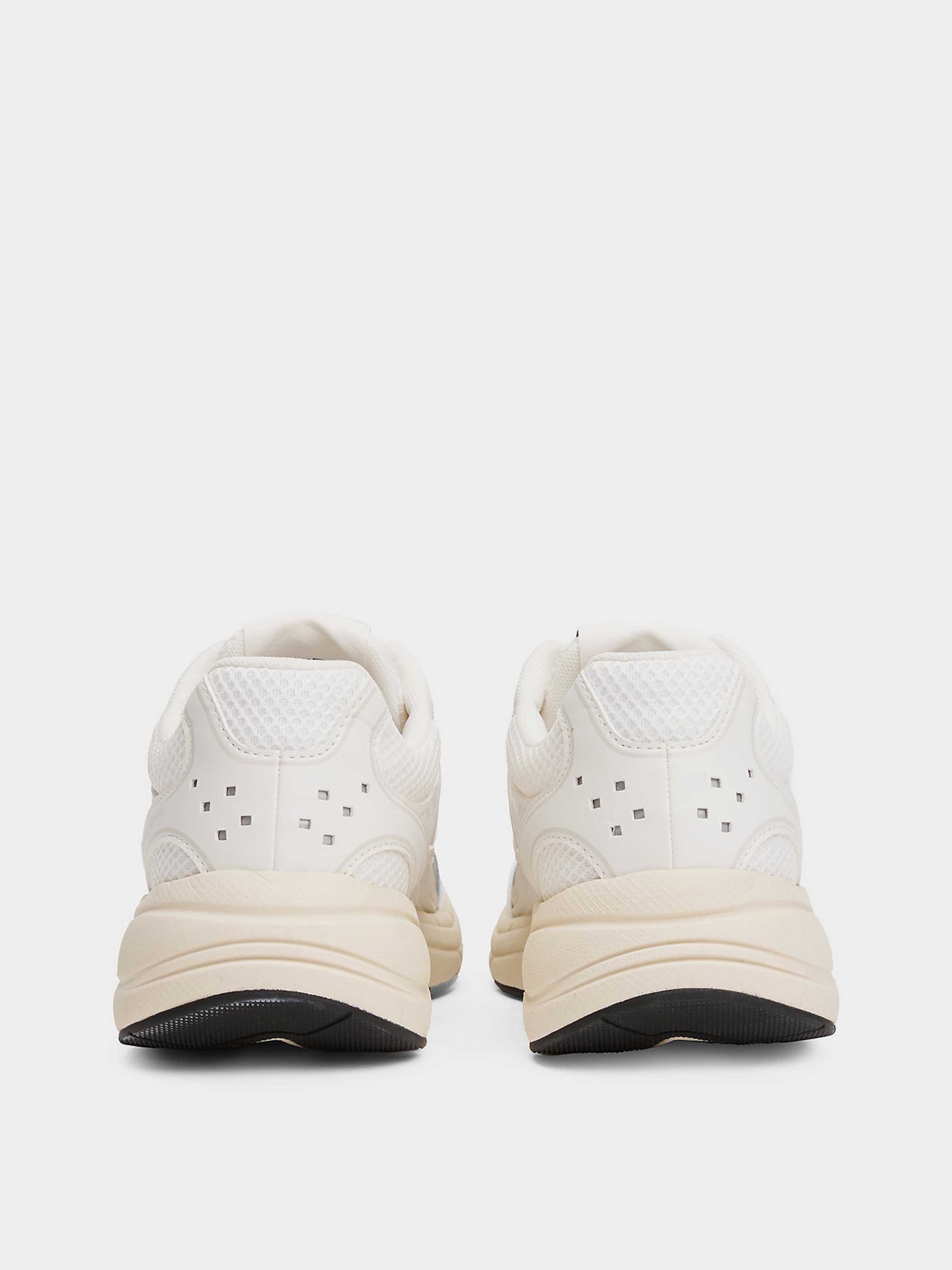 Кросівки Tommy Hilfiger модель EN0EN02745-P06 Фото