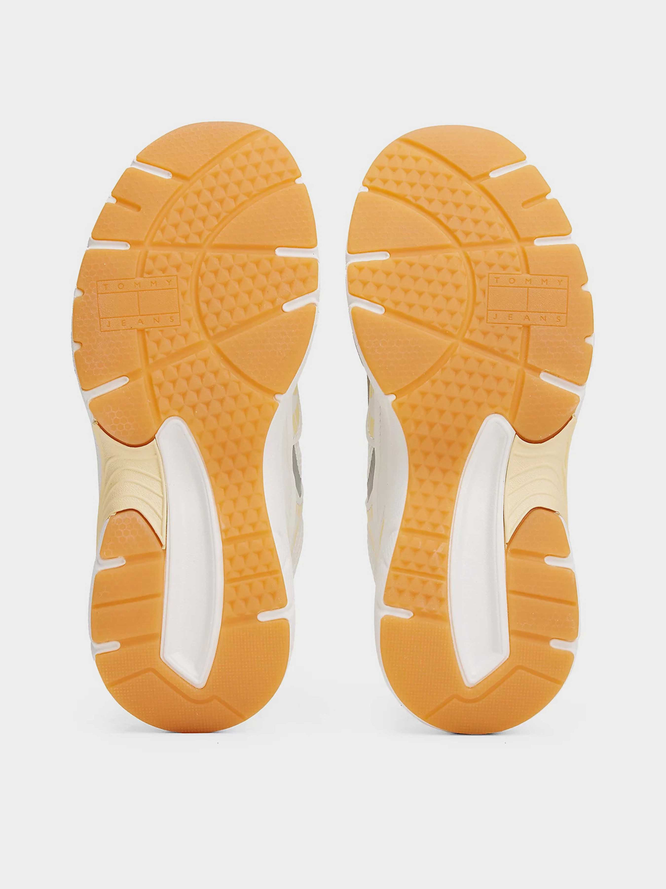 Кросівки Tommy Hilfiger модель EN0EN02745-ZGB Фото