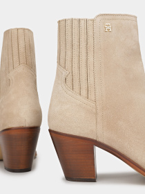 Бoтильоны Tommy Hilfiger модель FW0FW08888-AEG Фото