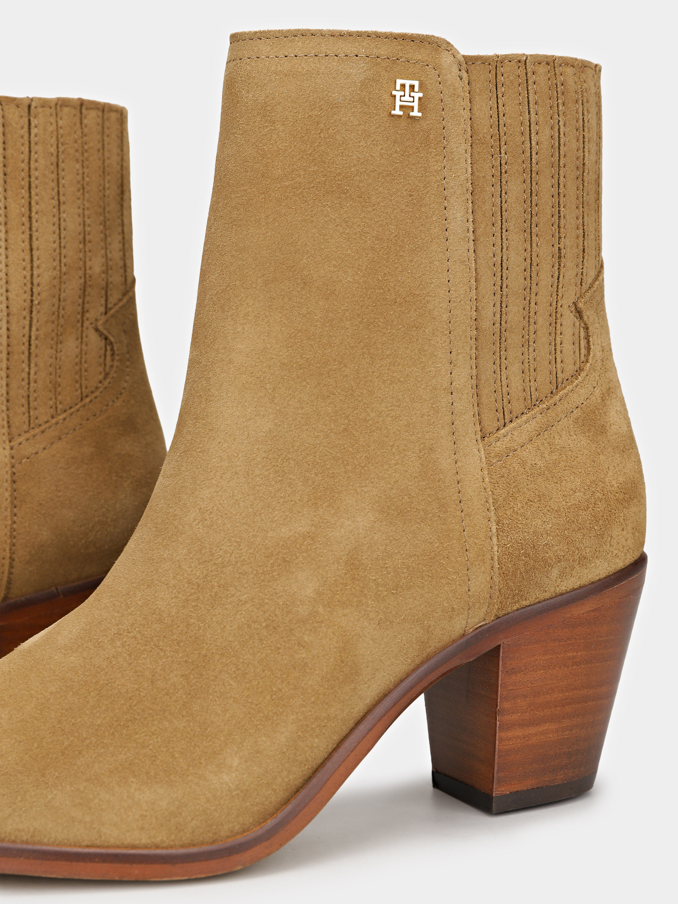 Бoтильоны Tommy Hilfiger модель FW0FW08888-GW2 Фото