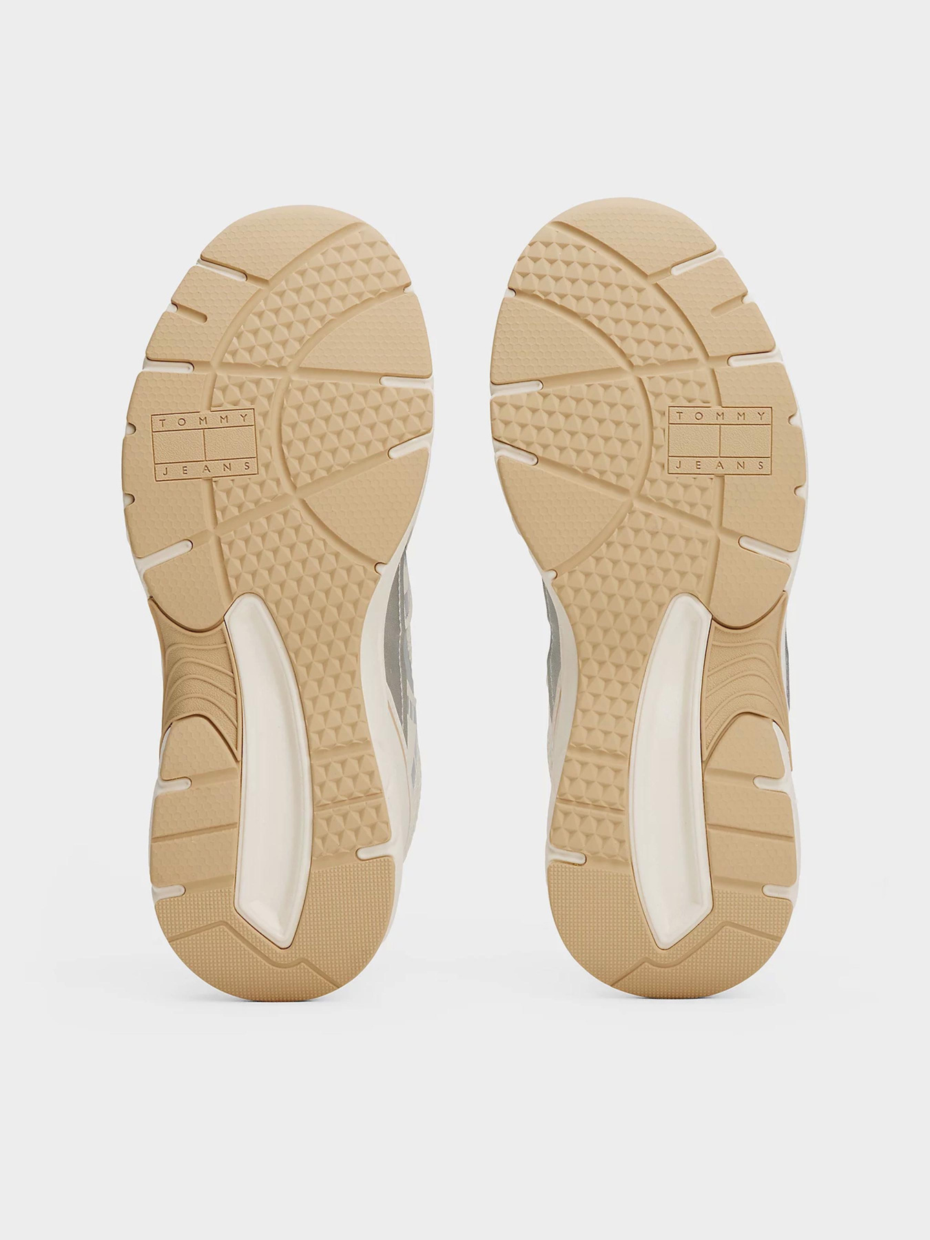 Кросівки Tommy Hilfiger Модель EN0EN02809-02Z Фото