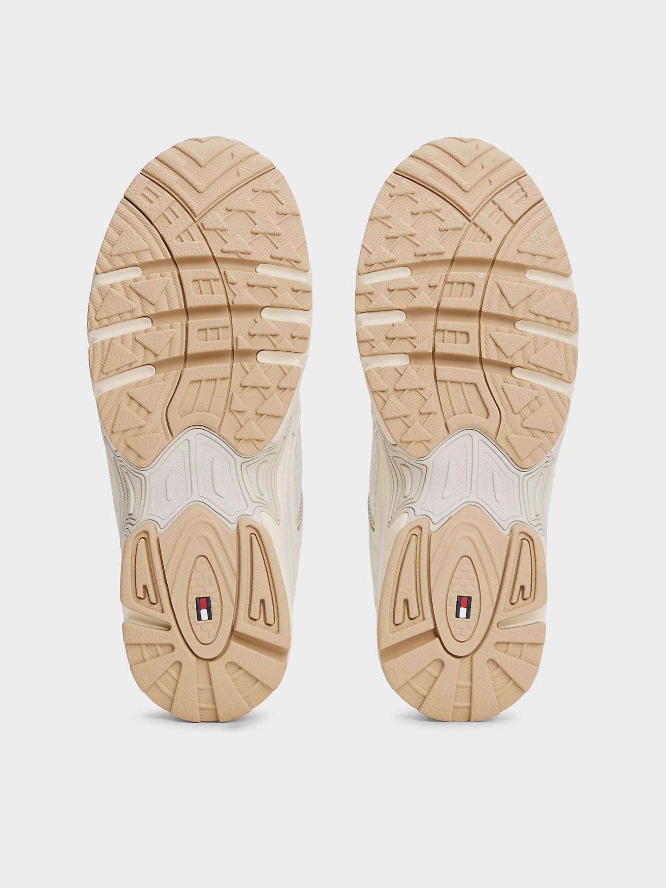 Кроссовки Tommy Hilfiger модель EN0EN02810-YBI Фото