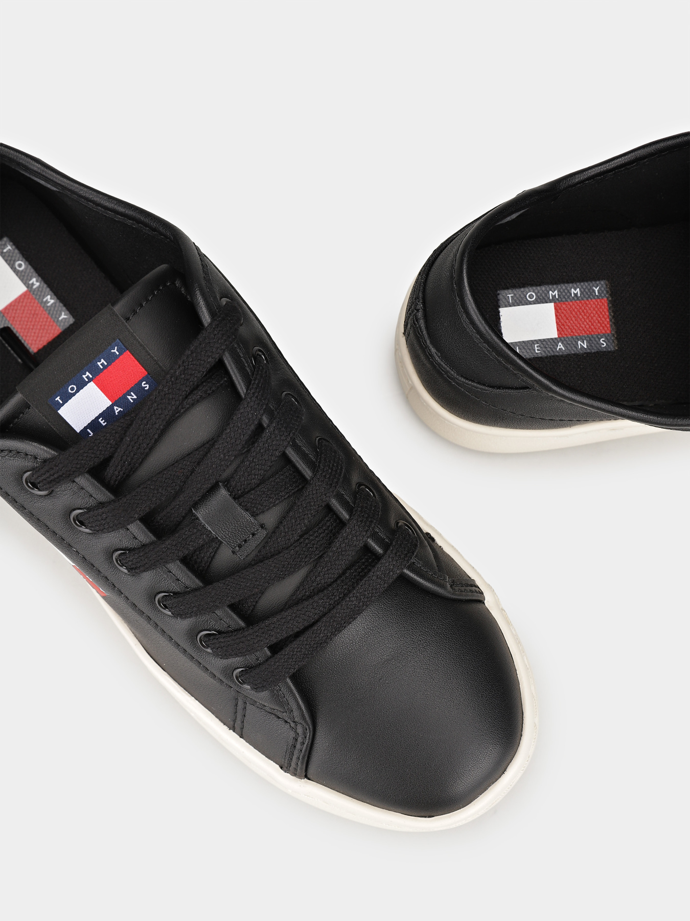 Кеди низькі Tommy Hilfiger модель EN0EN02875-BDS Фото