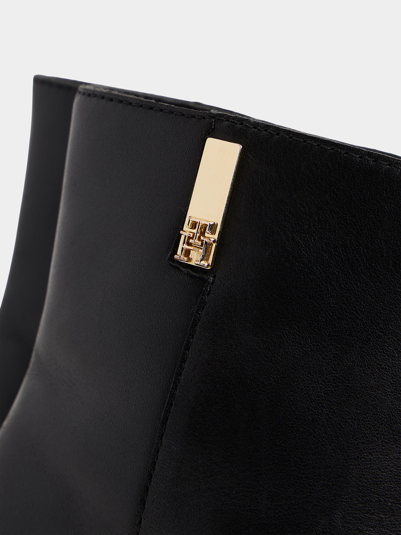 Ботильйони Tommy Hilfiger модель FW0FW08768-BDS Фото