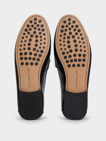 Лоферы Tommy Hilfiger TH CHAIN LEATHER LOAFER модель FW0FW08956-BDS Лоферы Tommy Hilfiger TH CHAIN LEATHER LOAFER модель FW0FW08956-BDS Фото