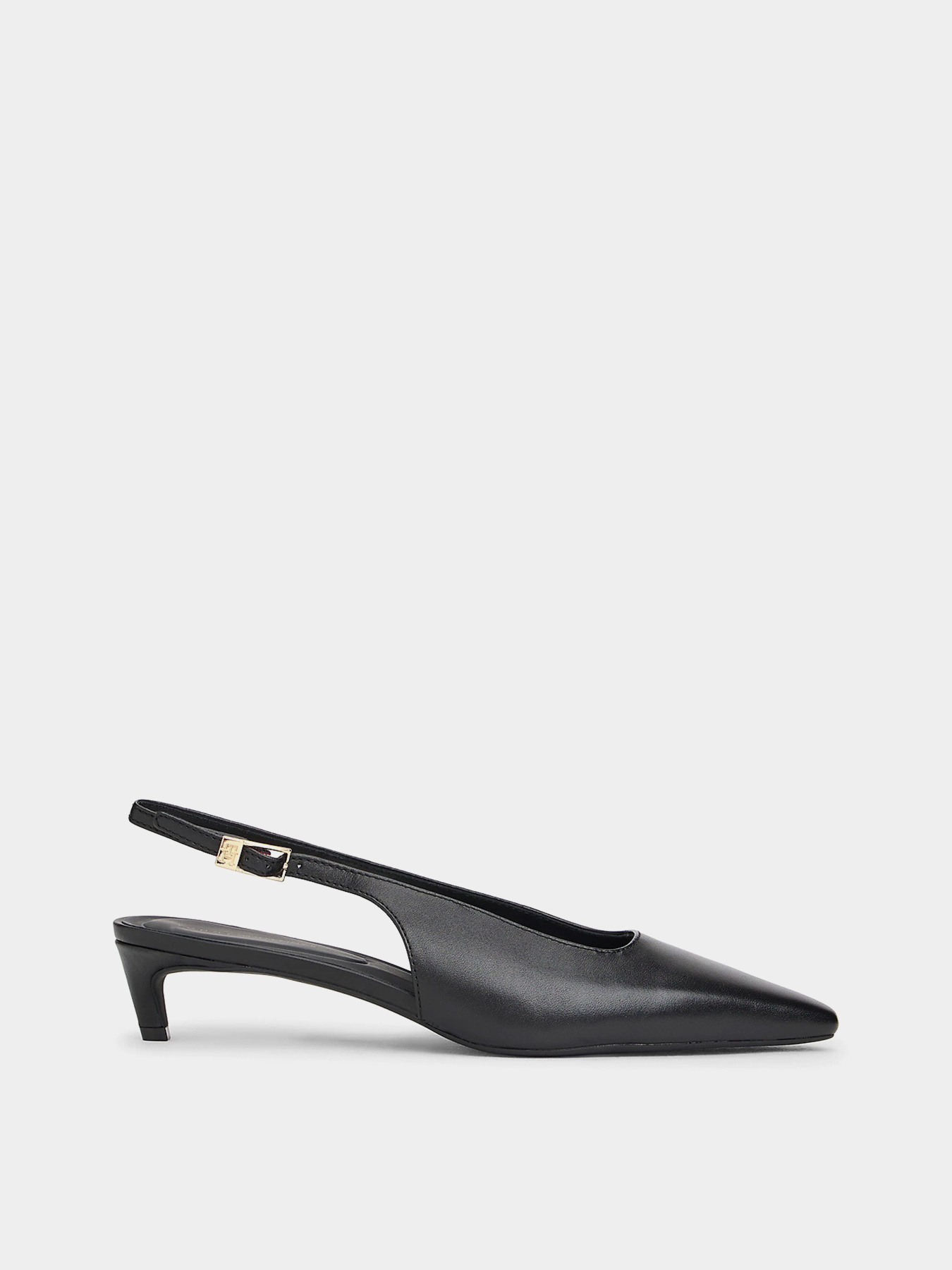 Слингбэки Tommy Hilfiger TH BUCKLE SLINGBACK LOW PUMP модель FW0FW09009-BDS Слингбэки Tommy Hilfiger TH BUCKLE SLINGBACK LOW PUMP модель FW0FW09009-BDS Фото