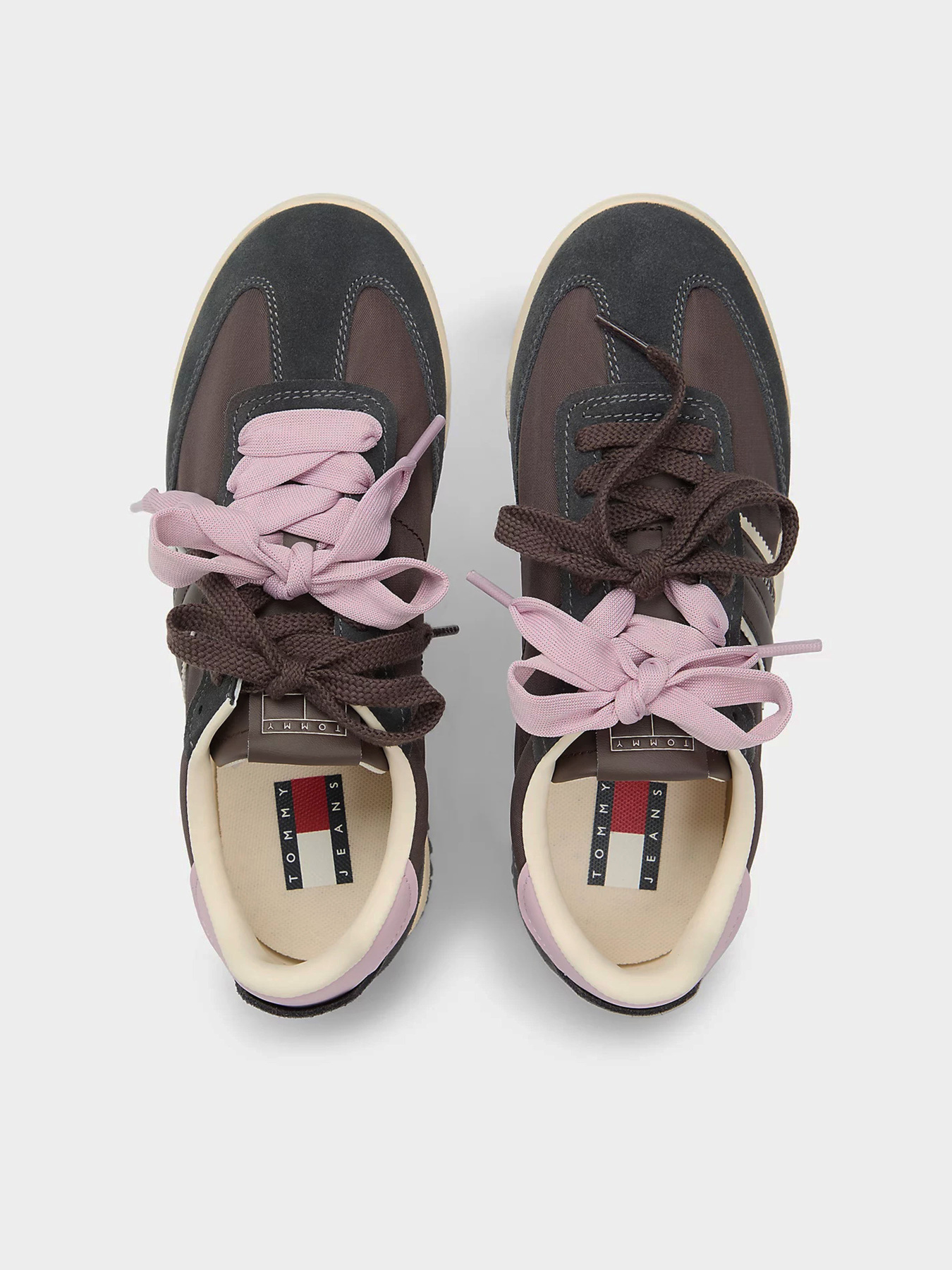 Tommy Hilfiger модель EN0EN02927-GW1 Фото