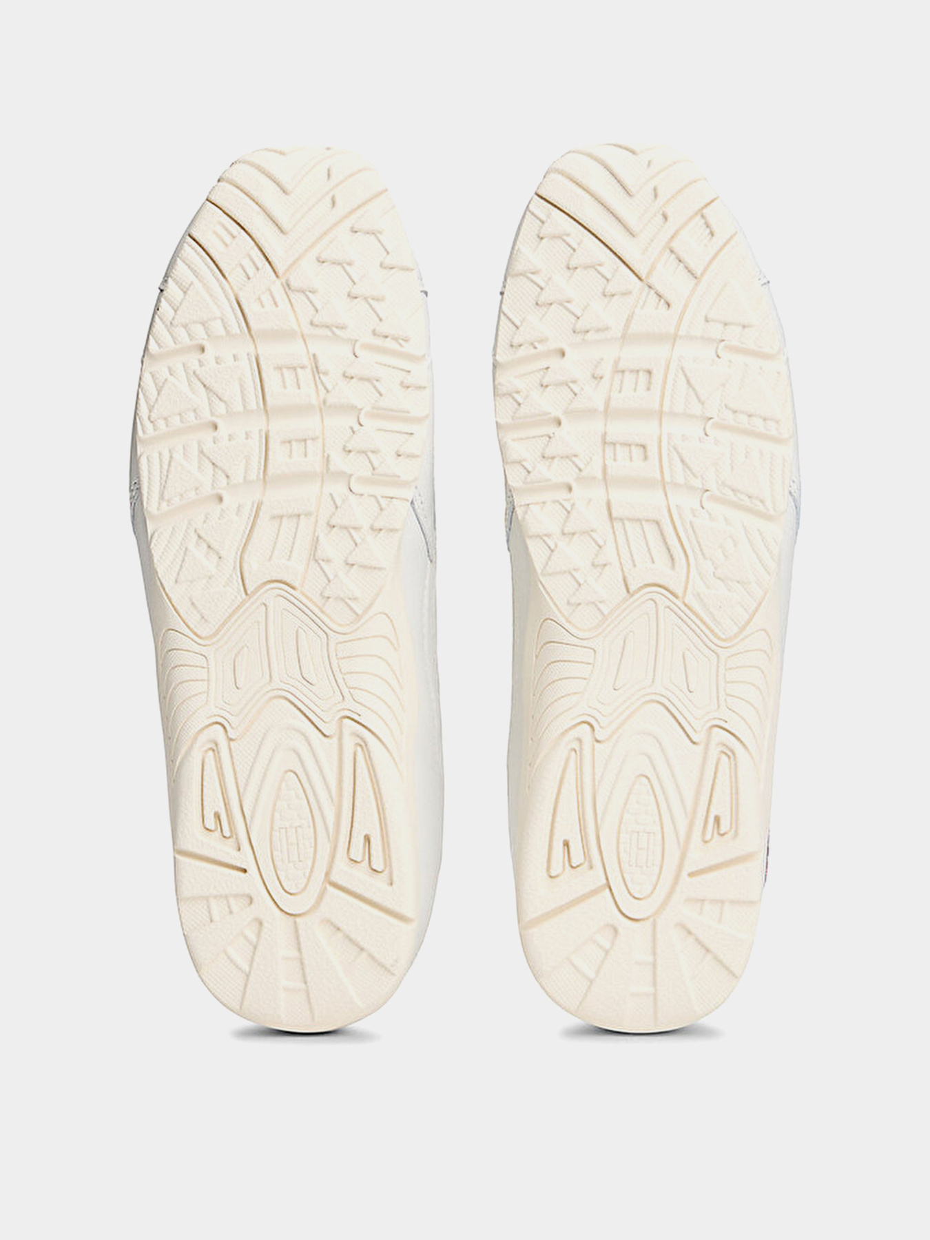 Tommy Hilfiger модель EN0EN02942-0GC Фото