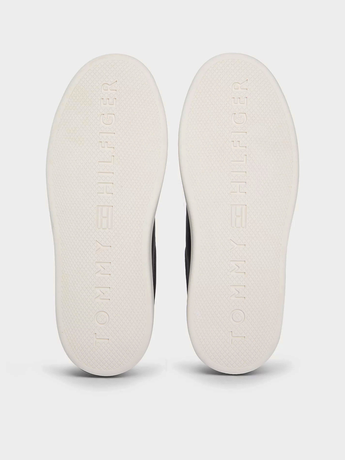 Кеды низкие Tommy Hilfiger ICON COURT LIGHT WEIGHT SHINNY модель FW0FW08949-BDS Фото