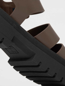 Tommy Hilfiger EN0EN02944-GV0 модель EN0EN02944-GV0 Фото