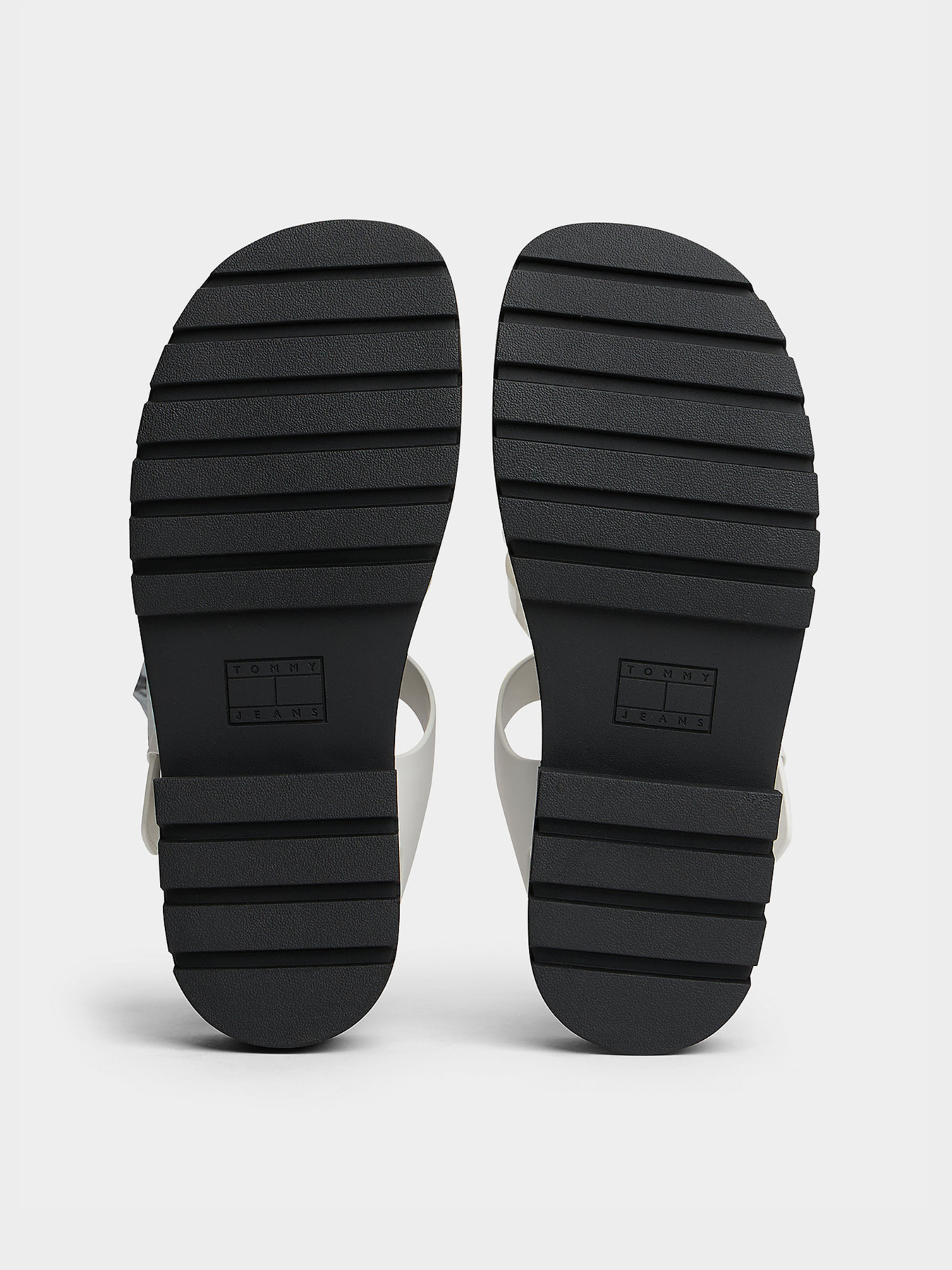 Сандалии Tommy Hilfiger TJW JELLY FISHERMAN SANDAL модель EN0EN02949-YBL Фото